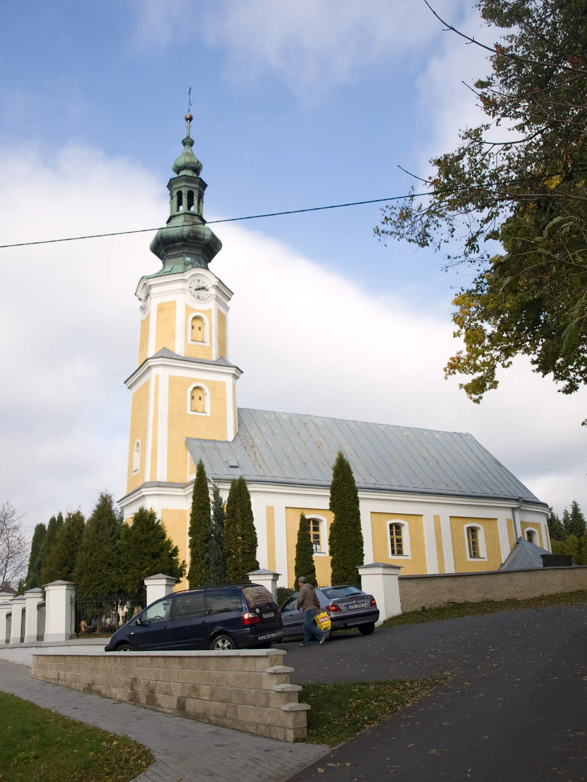 Photo showing: Church of Saint Barbara and Saint Catherine, Světlá Hora, Bruntál District, Moravian-Silesian Region