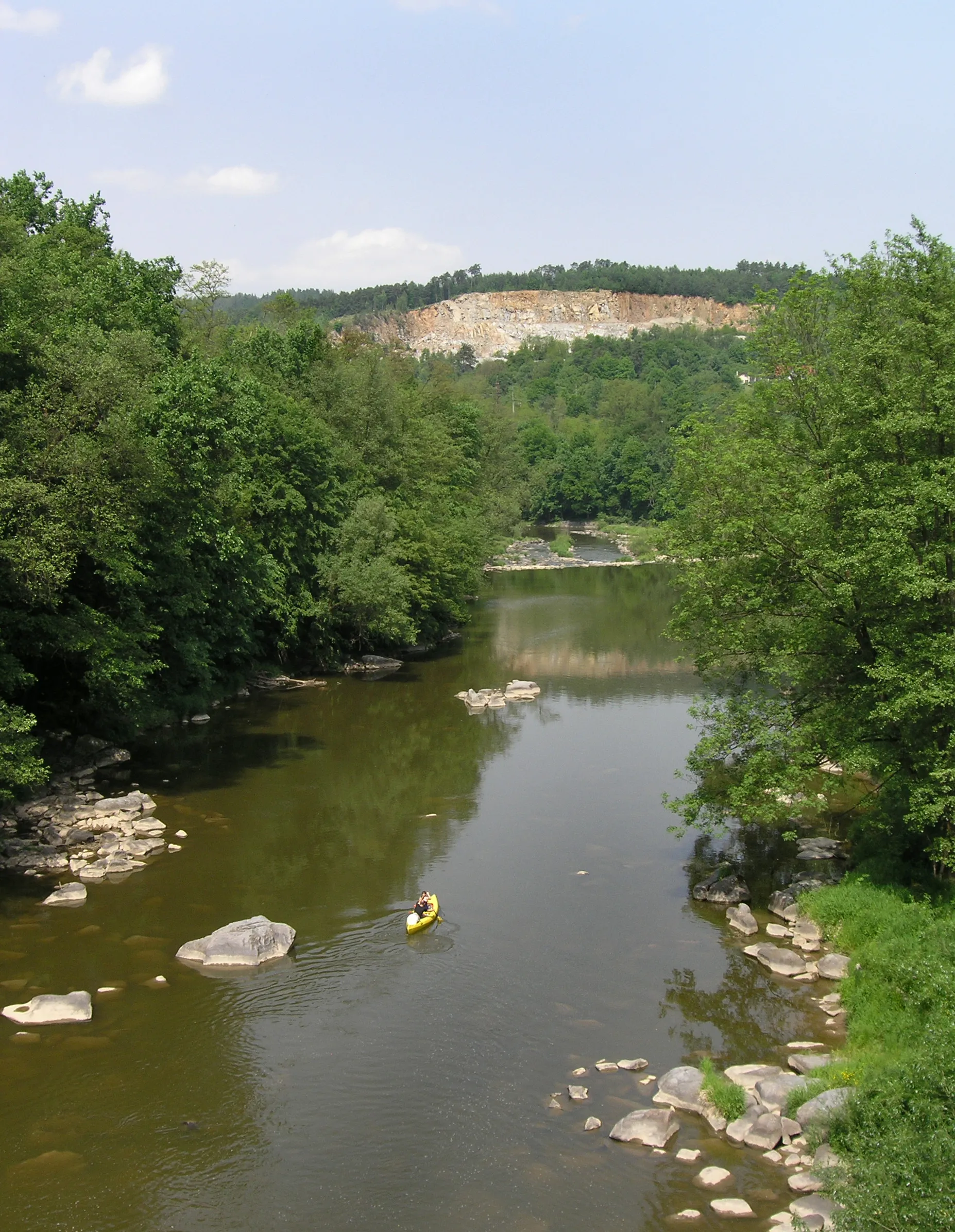 Photo showing: Sázava river in Krhanice, Czech Republic