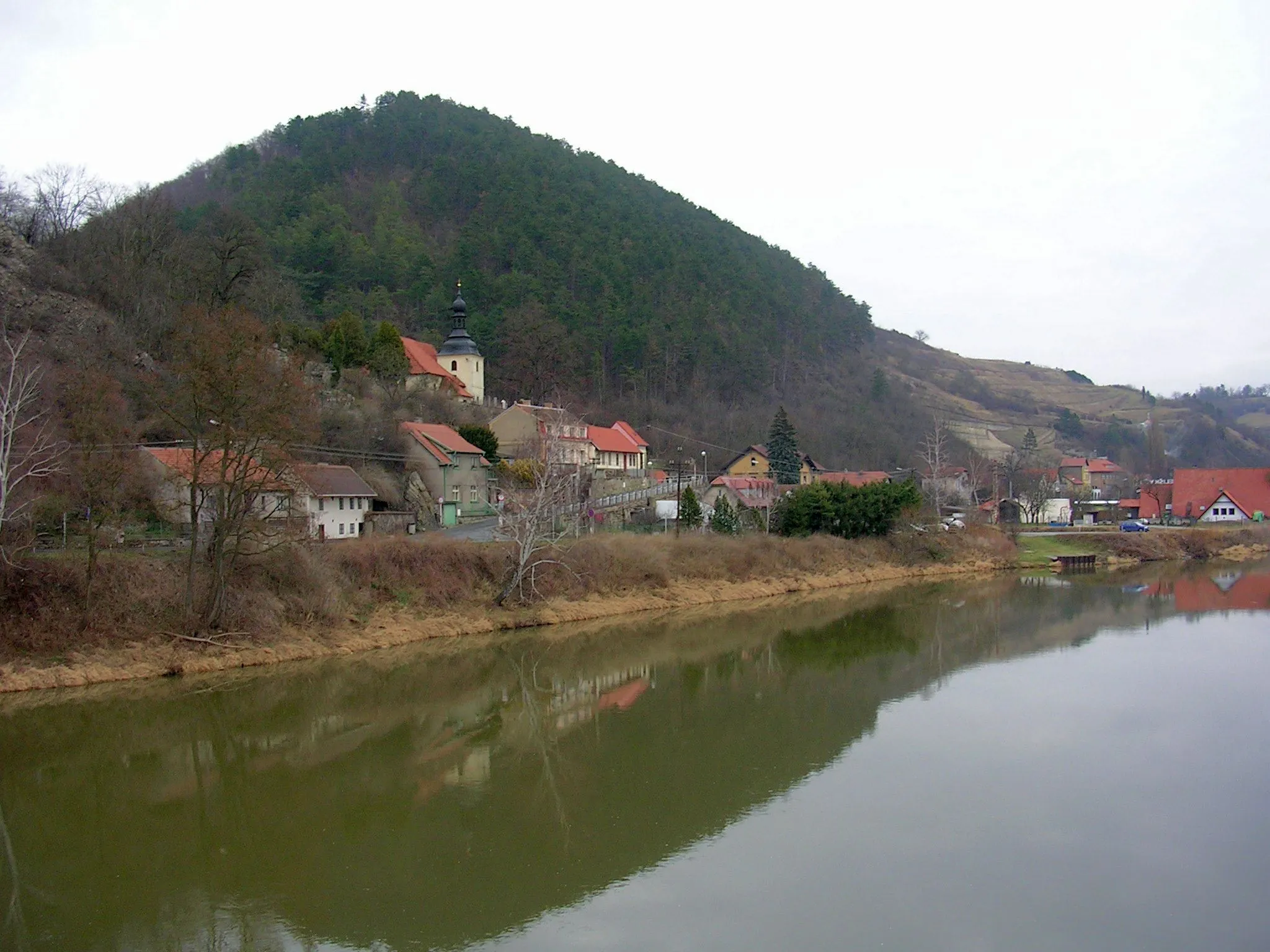 Photo showing: Obec Karlštejn, dolní část