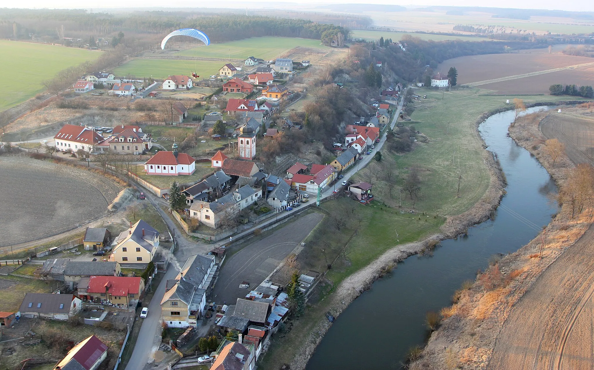 Photo showing: Aerial photo of Skorkov along Jizera river