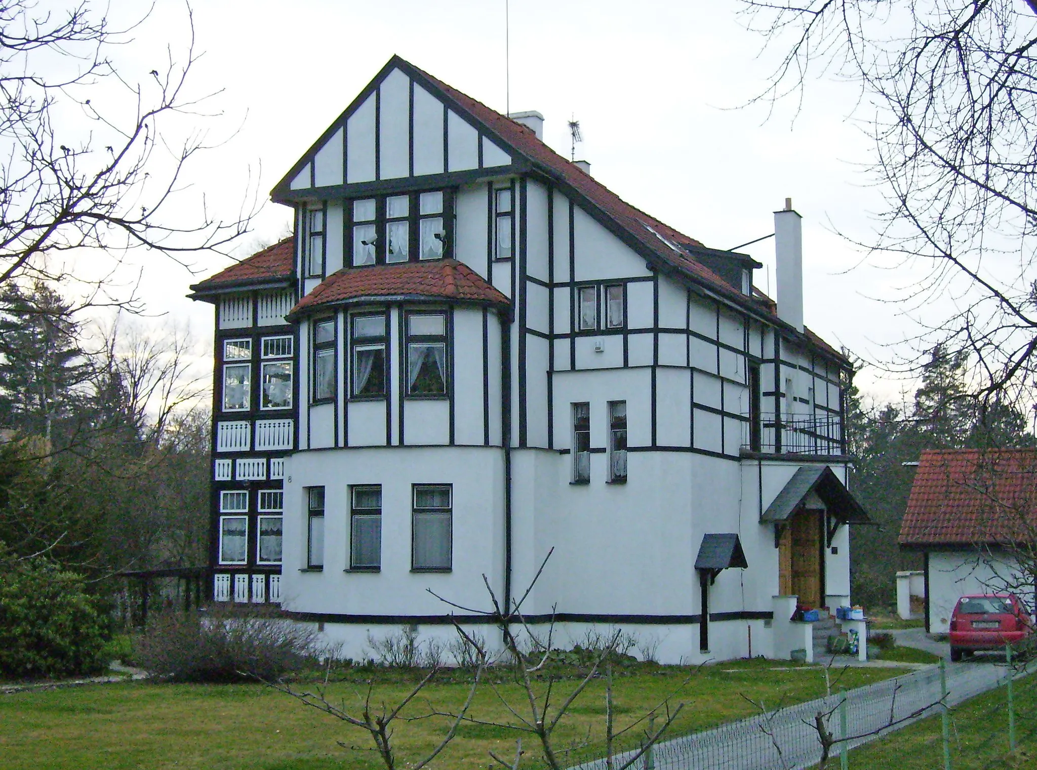 Photo showing: Typický klánovický dům z 20. let 20. století.