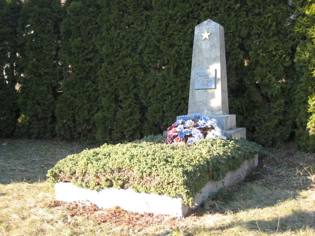 Photo showing: Memorial in Přezletice in Prague-East District – entry no. 43645.