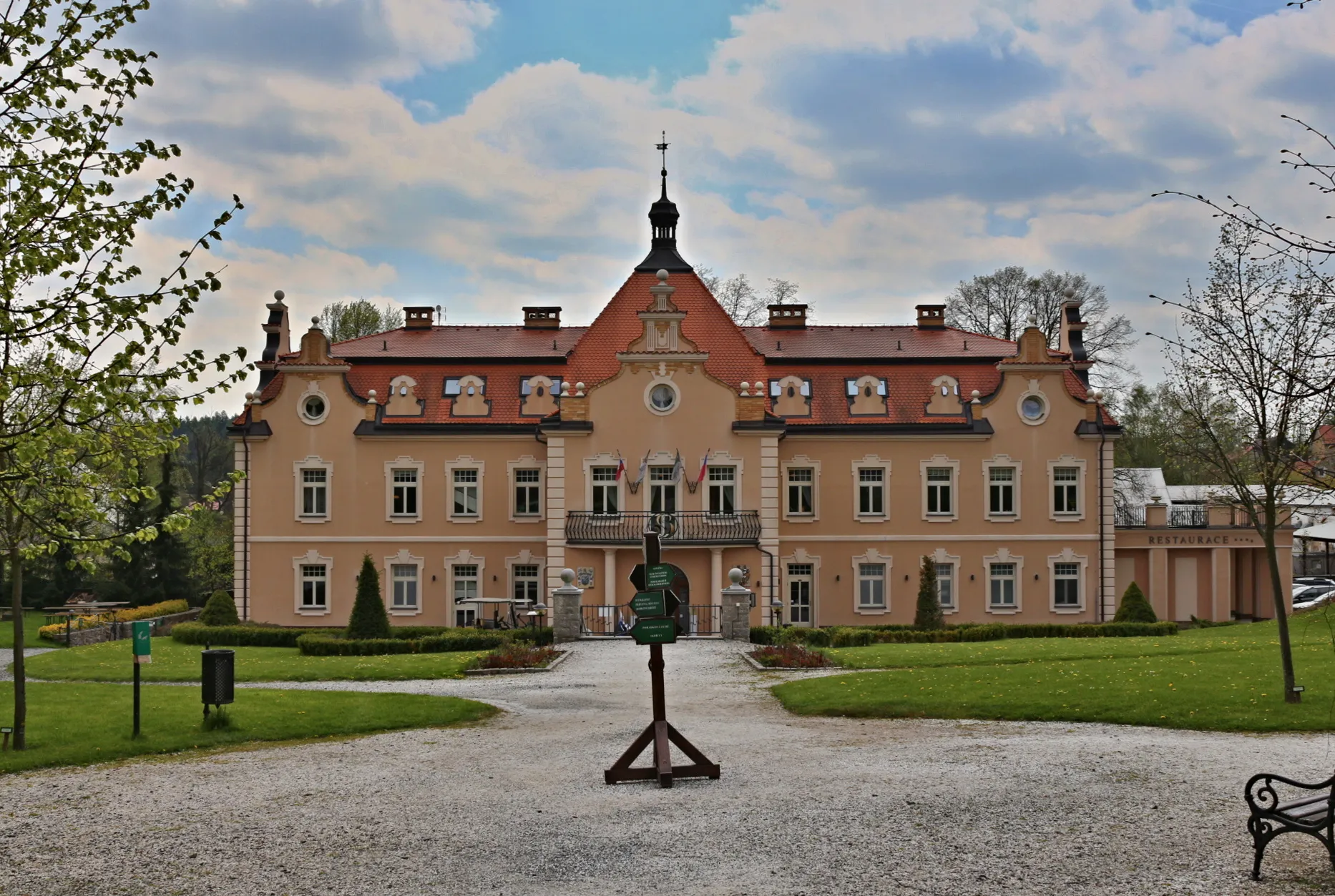 Photo showing: Zámek Berchtold