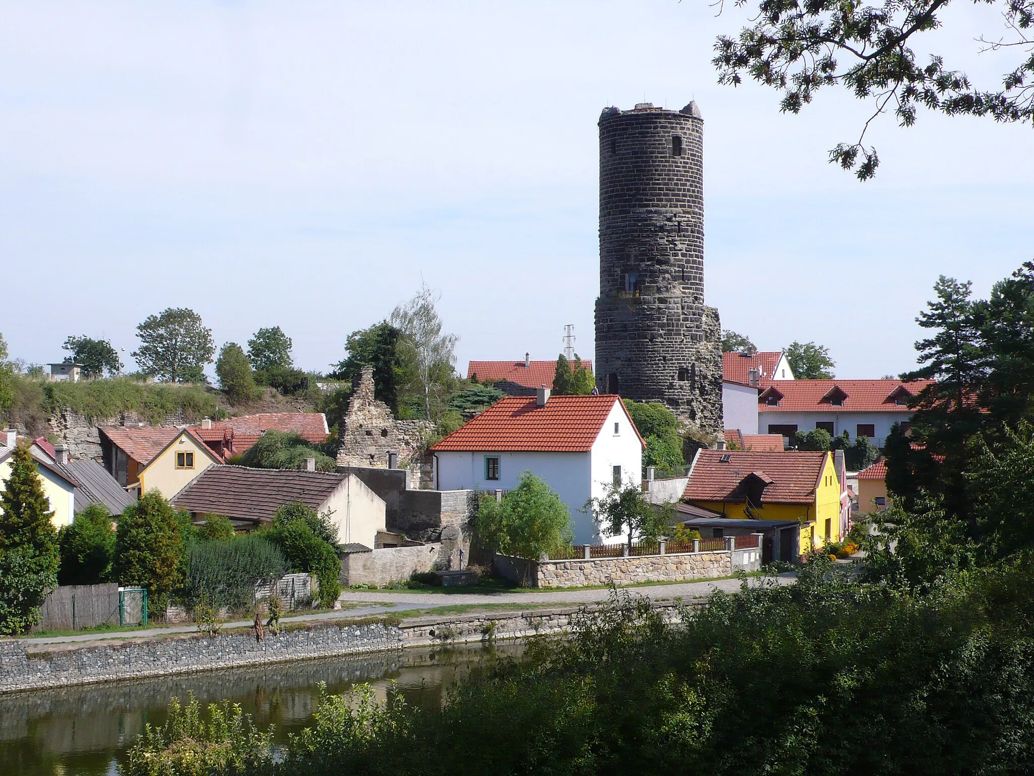 Photo showing: Zřícenina Jenštejn (2015)