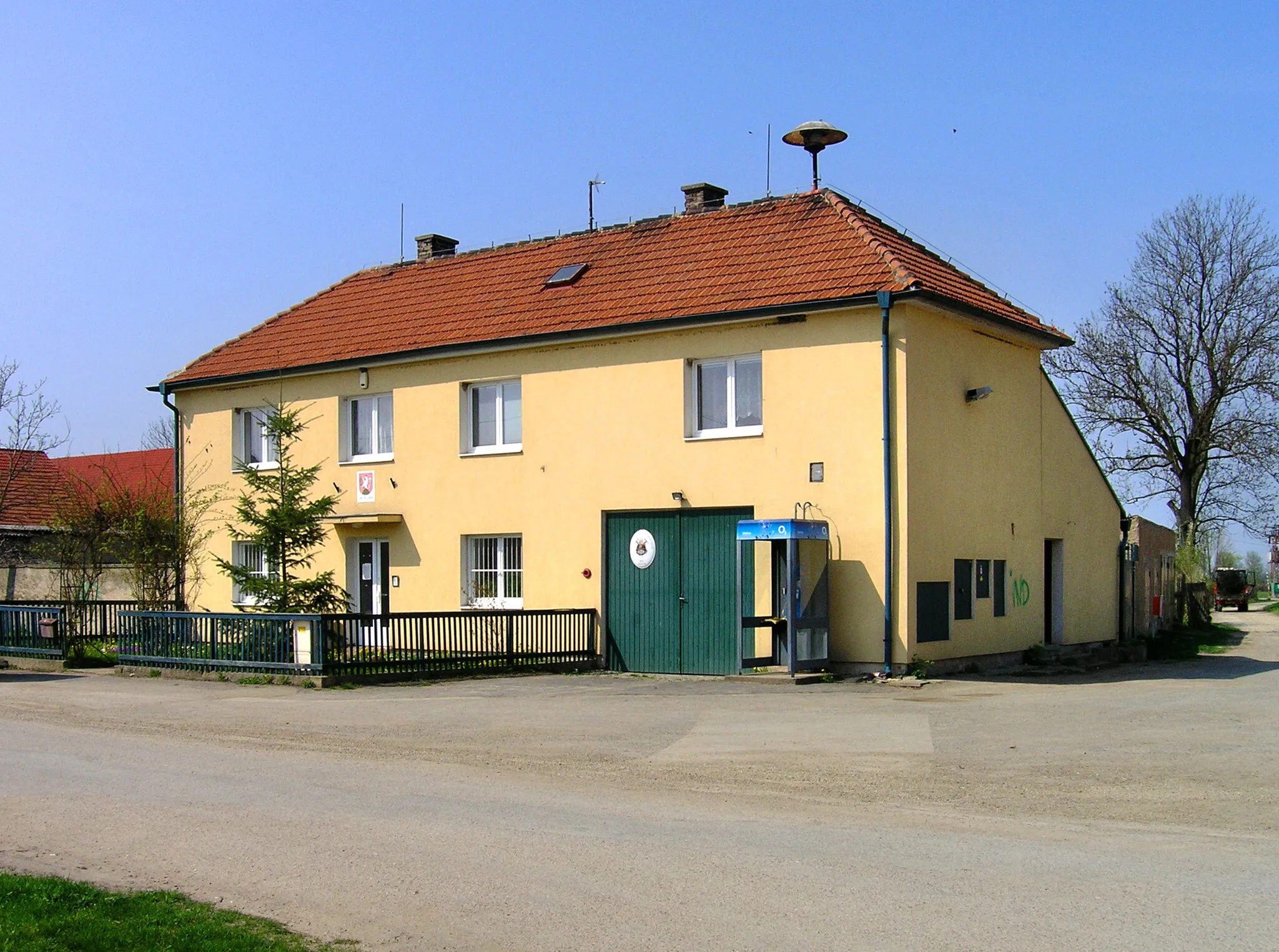 Photo showing: Municipally office in Brázdim, Czech Republic