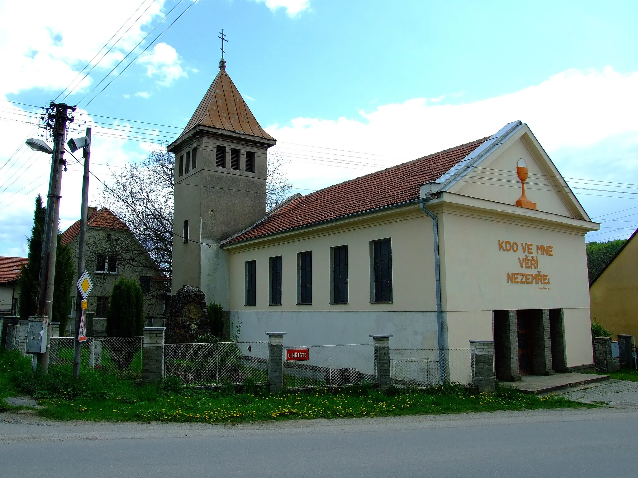 Photo showing: Tuchoměřice, Prague-West District. Church of the Czechoslovak Hussite Church.