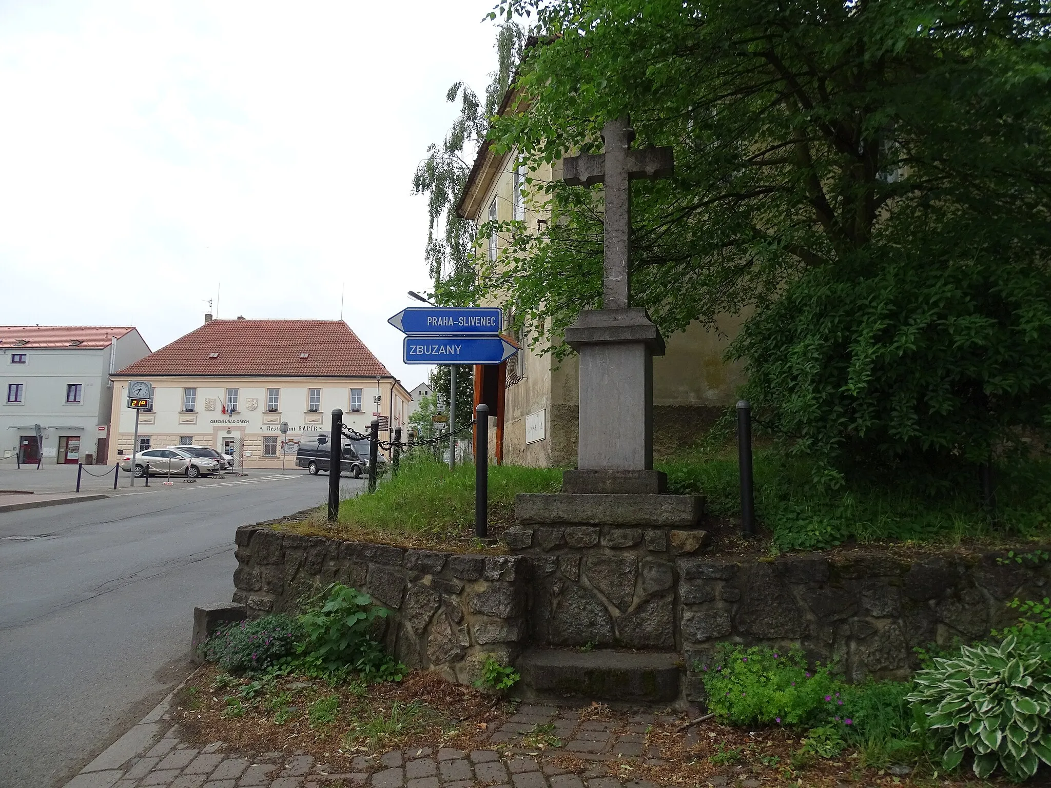Photo showing: Ořech, Prague-West District, Central Bohemian Region, Czechia, a cross.