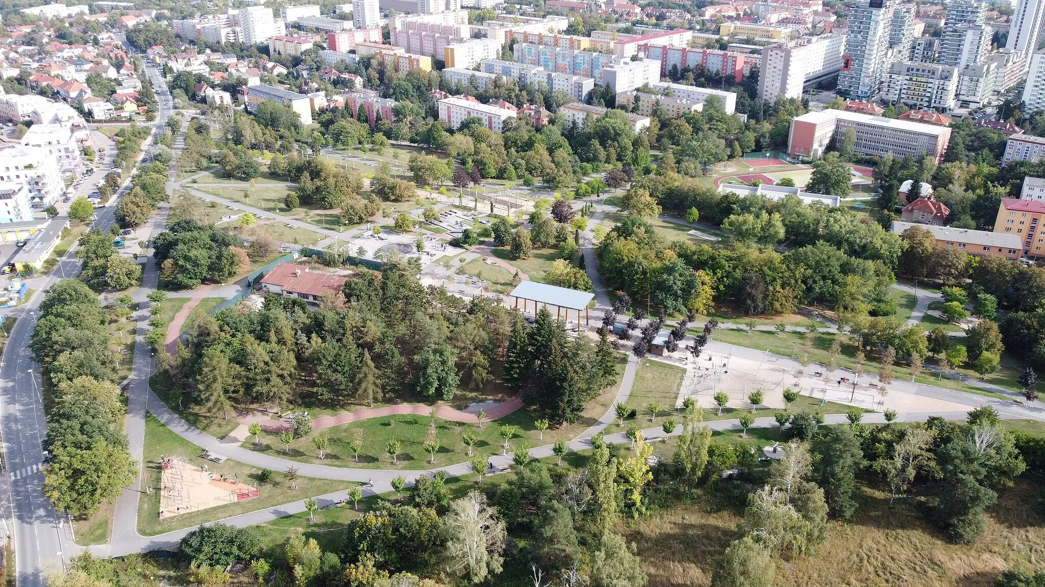 Photo showing: Aerial picture of Malesicky park in Prague 10 Malesice, taken with drone