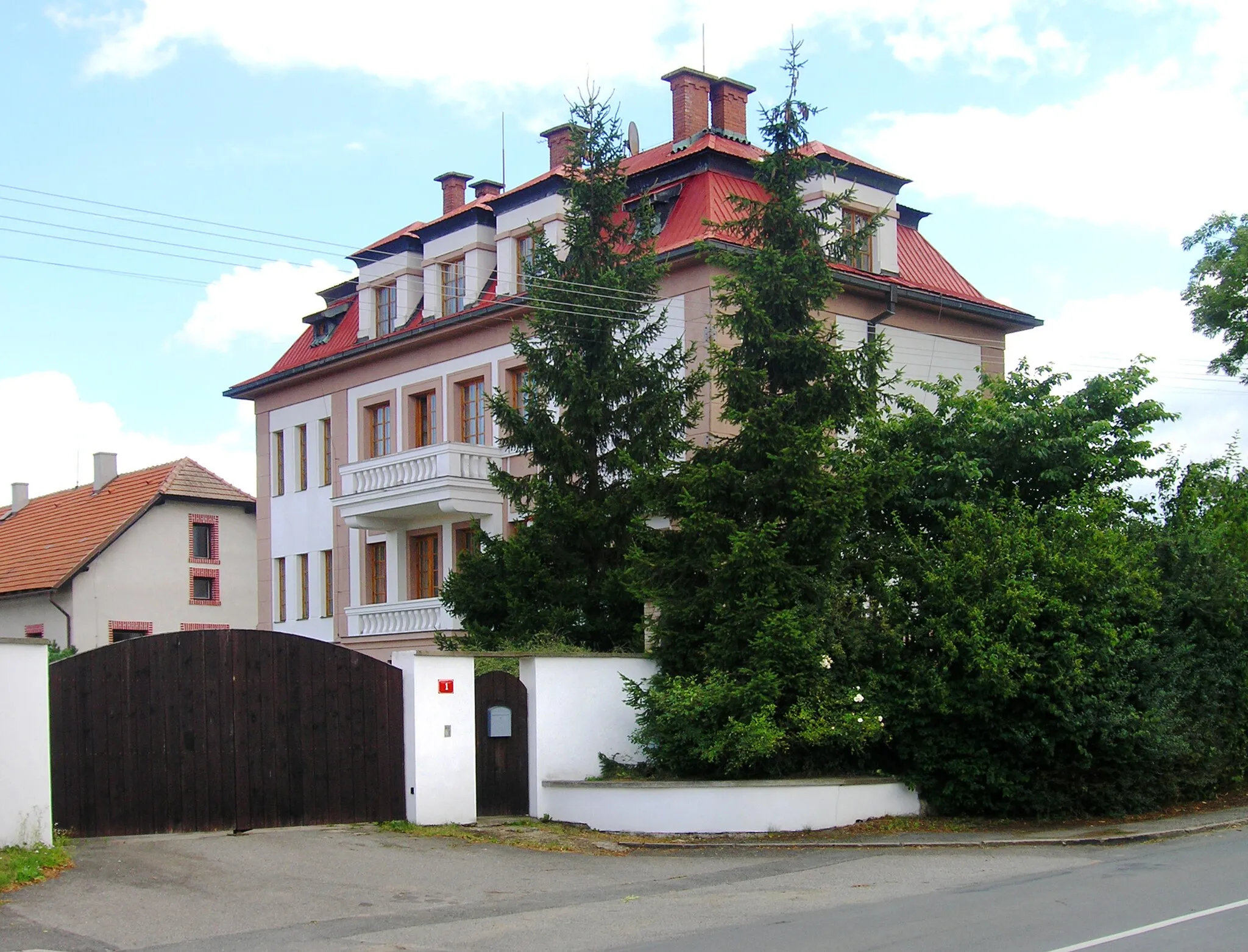 Photo showing: Common in Petrov, Czech Republic