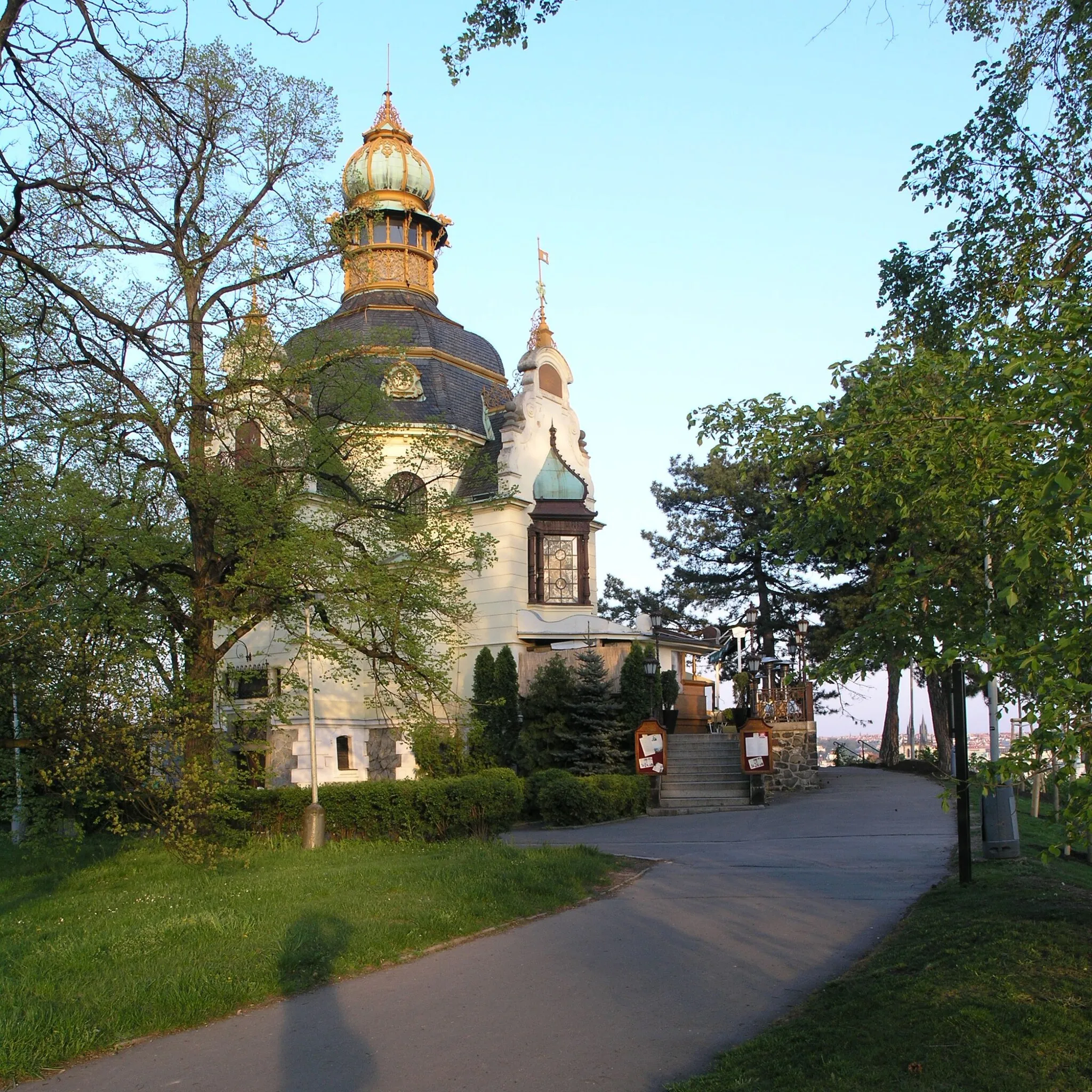 Photo showing: Hanavský pavilon v Praze, Letenských sadech