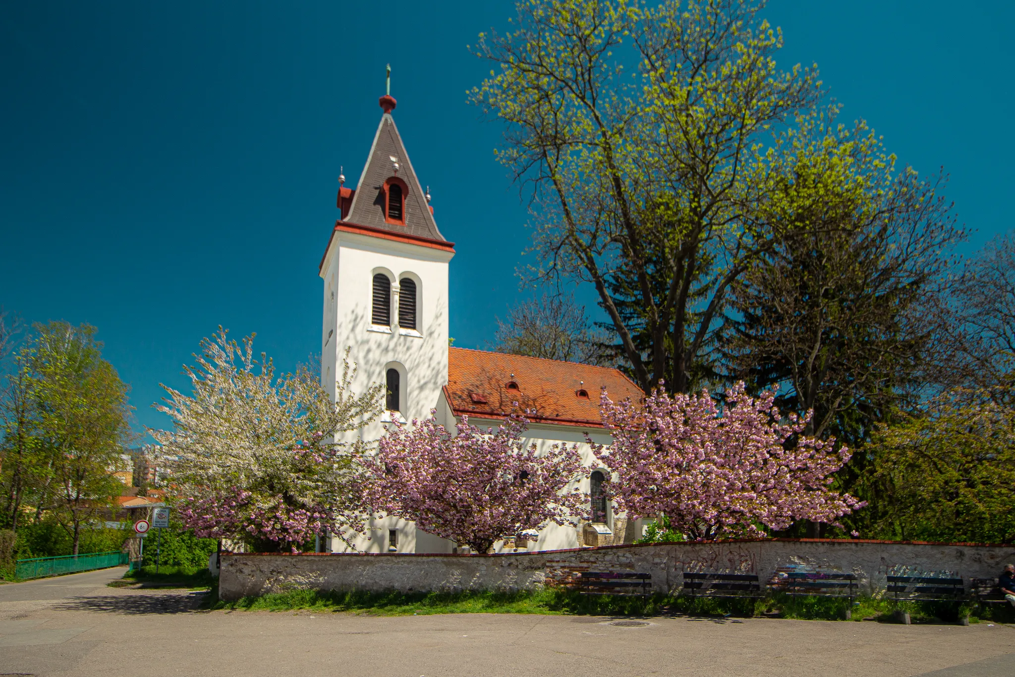 Photo showing: Praha 10-Záběhlice, kostel Narození Panny Marie