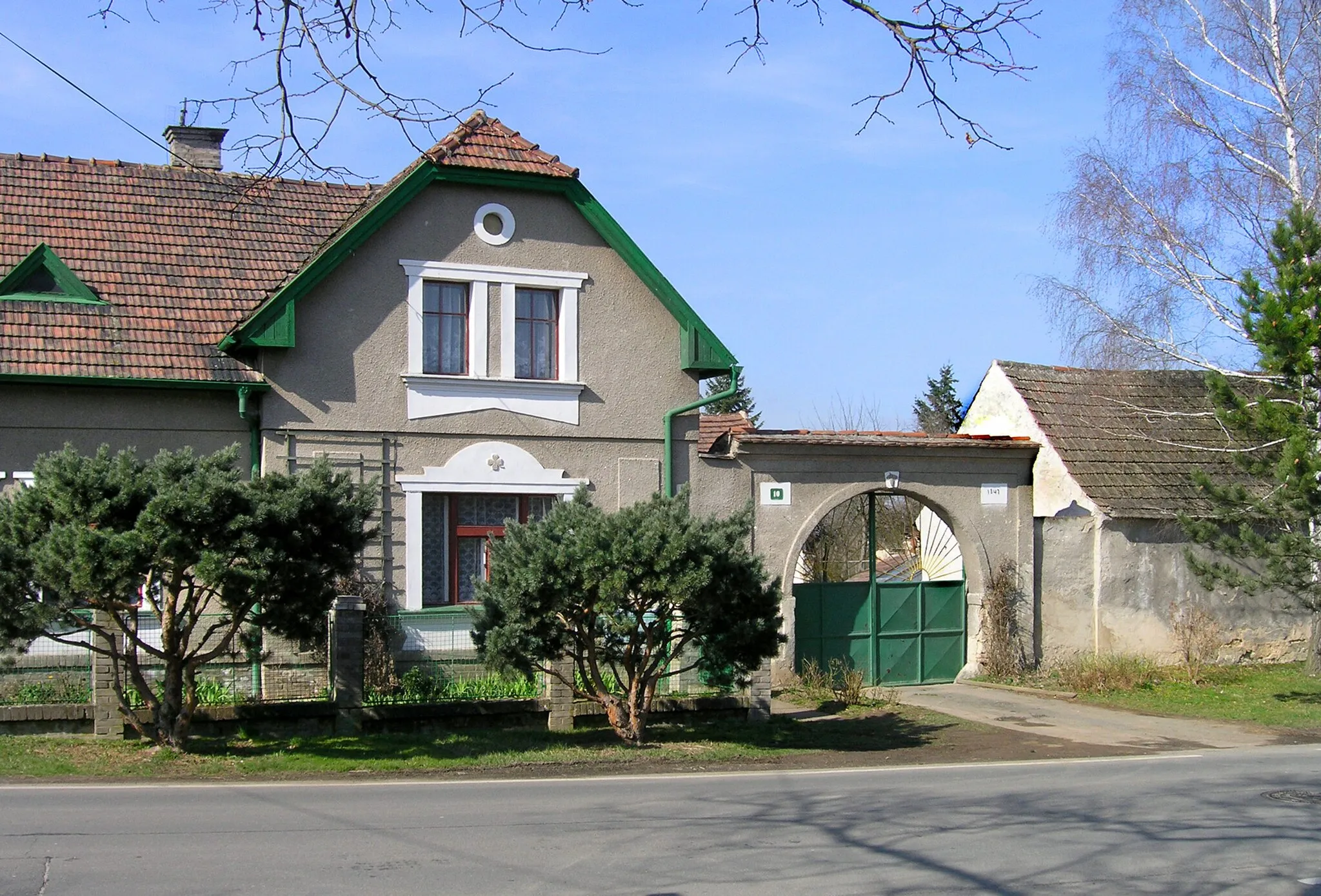 Photo showing: Local part Hájek near Uhříněves, Prague