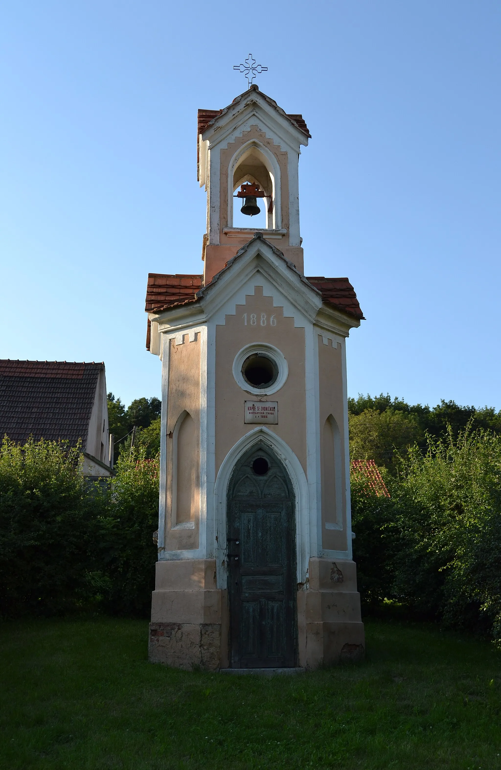 Photo showing: A chapel in Prague-Třebonice, Czech Republic. A cultural monument.