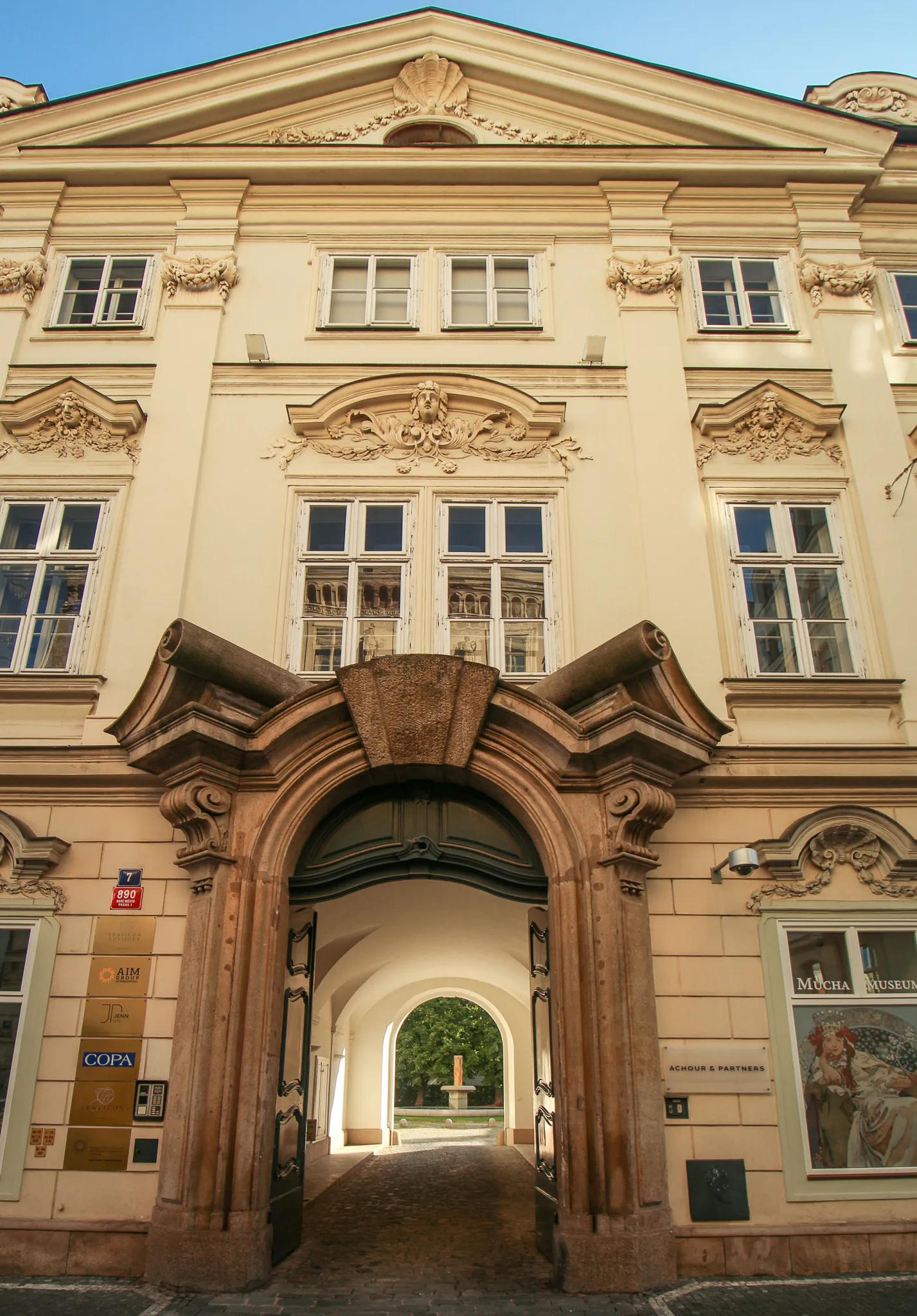 Photo showing: Praha-Nové Město, paláce v Panské ulici