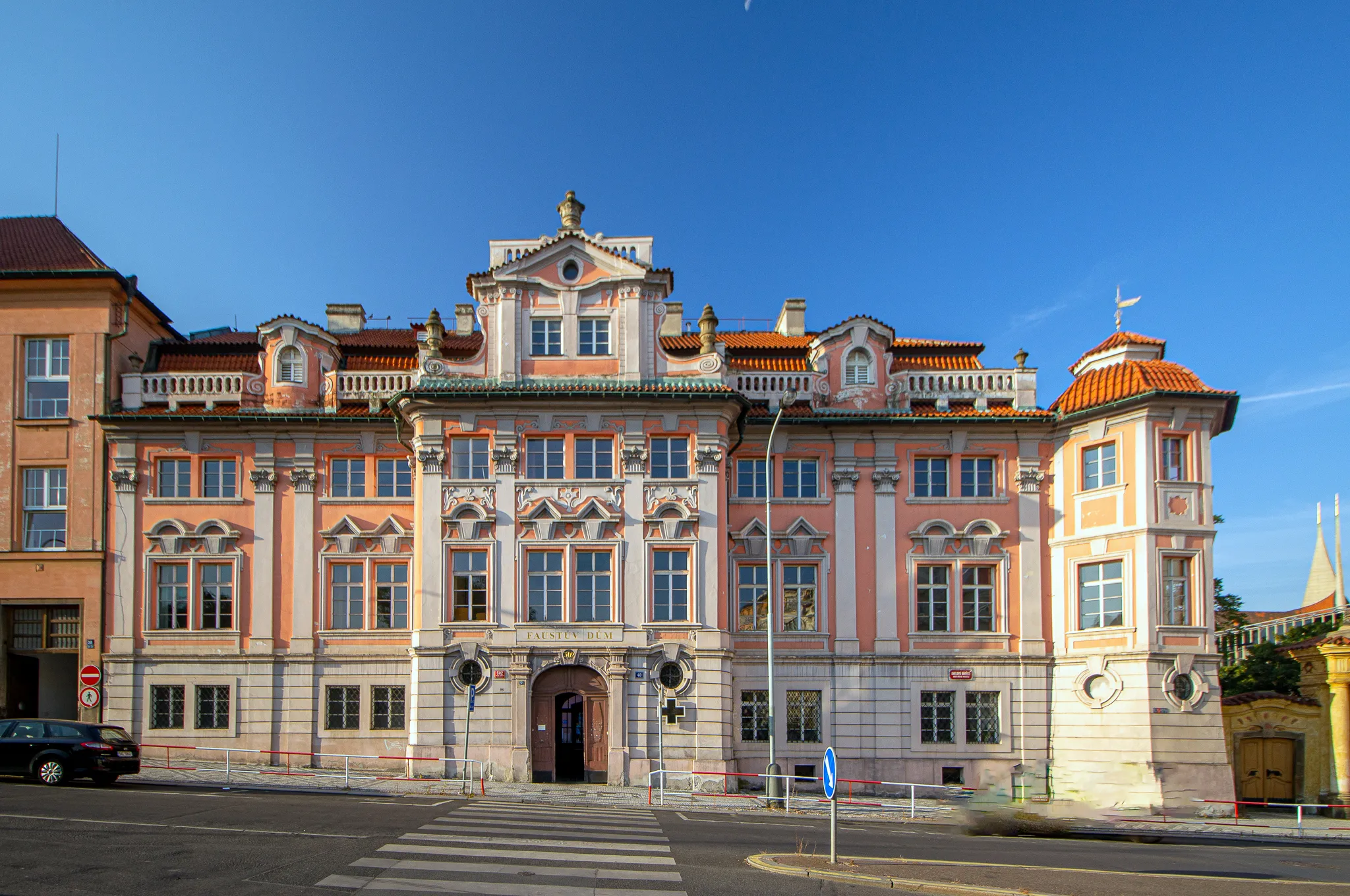 Photo showing: Faustův dům