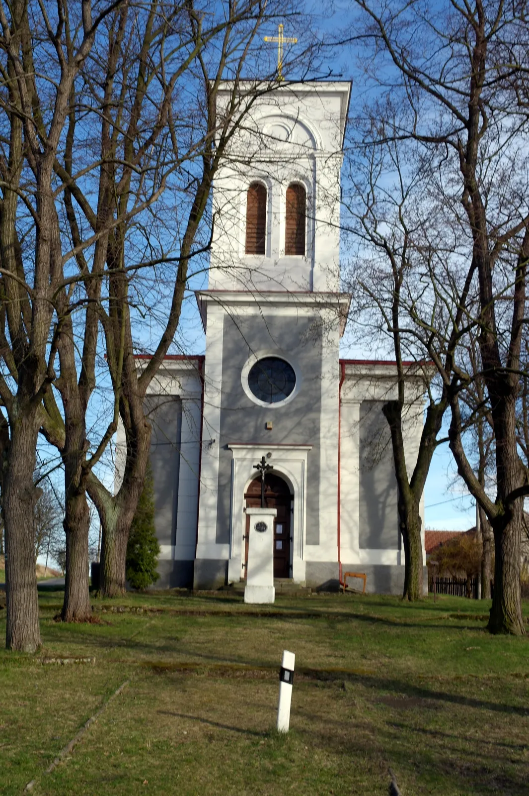 Photo showing: Church of the Nativity of the Virgin Mary, Záboří (Kly), Mělník District.