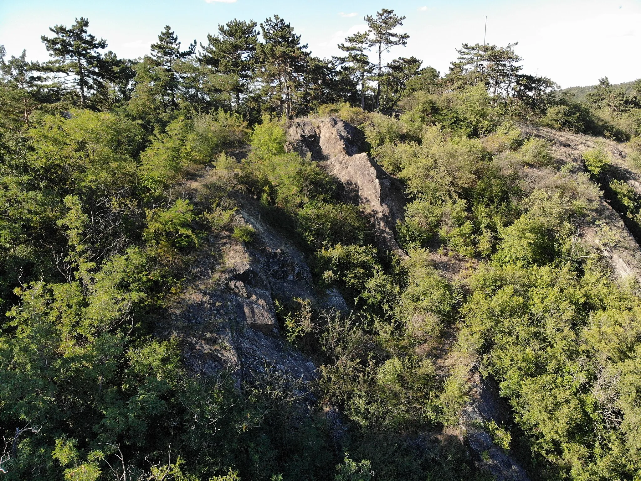 Photo showing: Kameníček focený dronem ze vzduchu

This file was created as a part of the photographic program of Wikimedia Czech Republic. Project: Fotíme Česko The program supports Wikimedia Commons photographers in the Czech Republic.