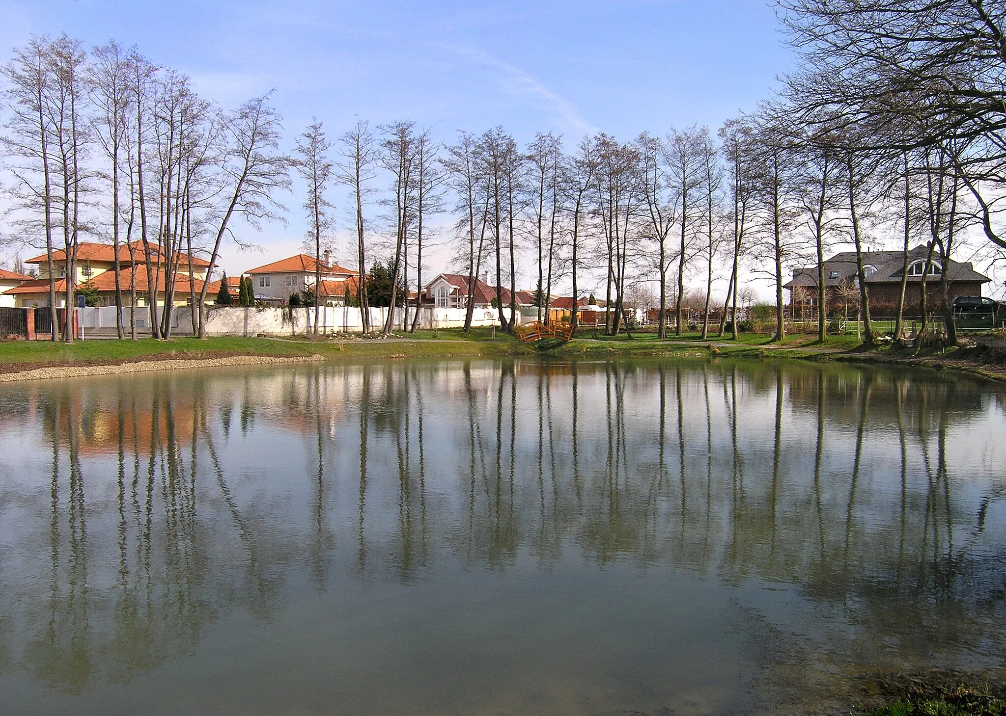 Photo showing: Šmatlík pond at Hrnčíře, Prague