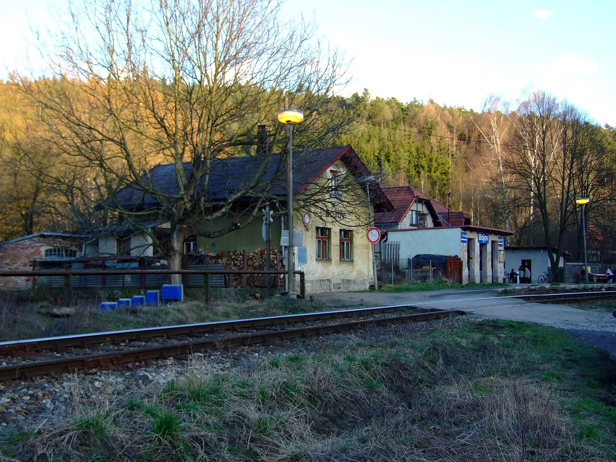 Photo showing: Train station in Bojov, Central Bohemian region, CZ