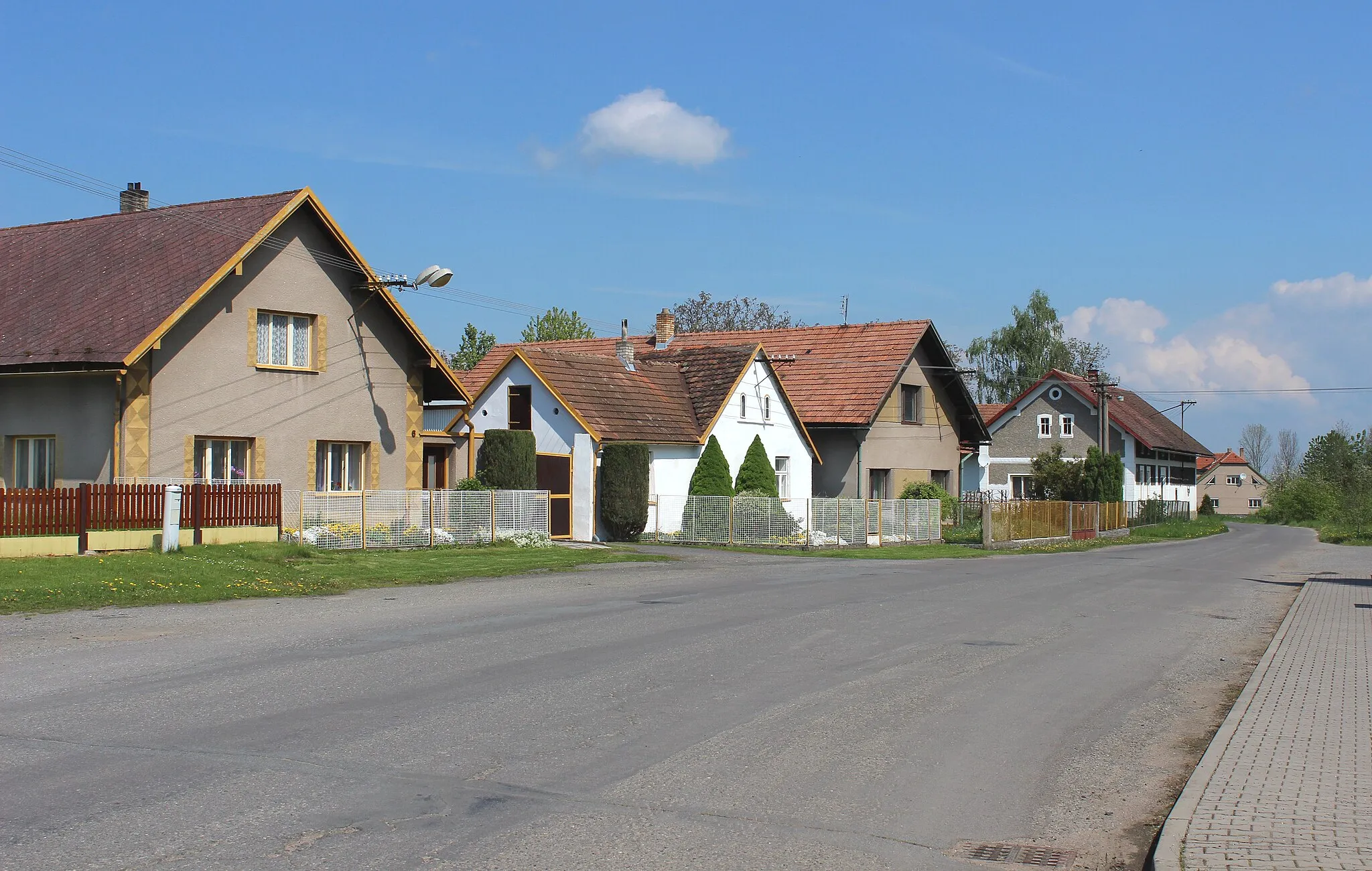 Photo showing: Common in Oldřetice, part of Raná village, Czech Republic