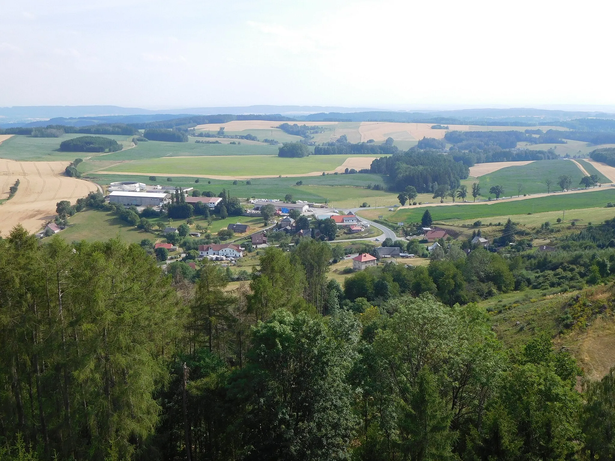 Photo showing: Vidochov - Kozinec, pohled na Vidochov z rozhledny Kozinec