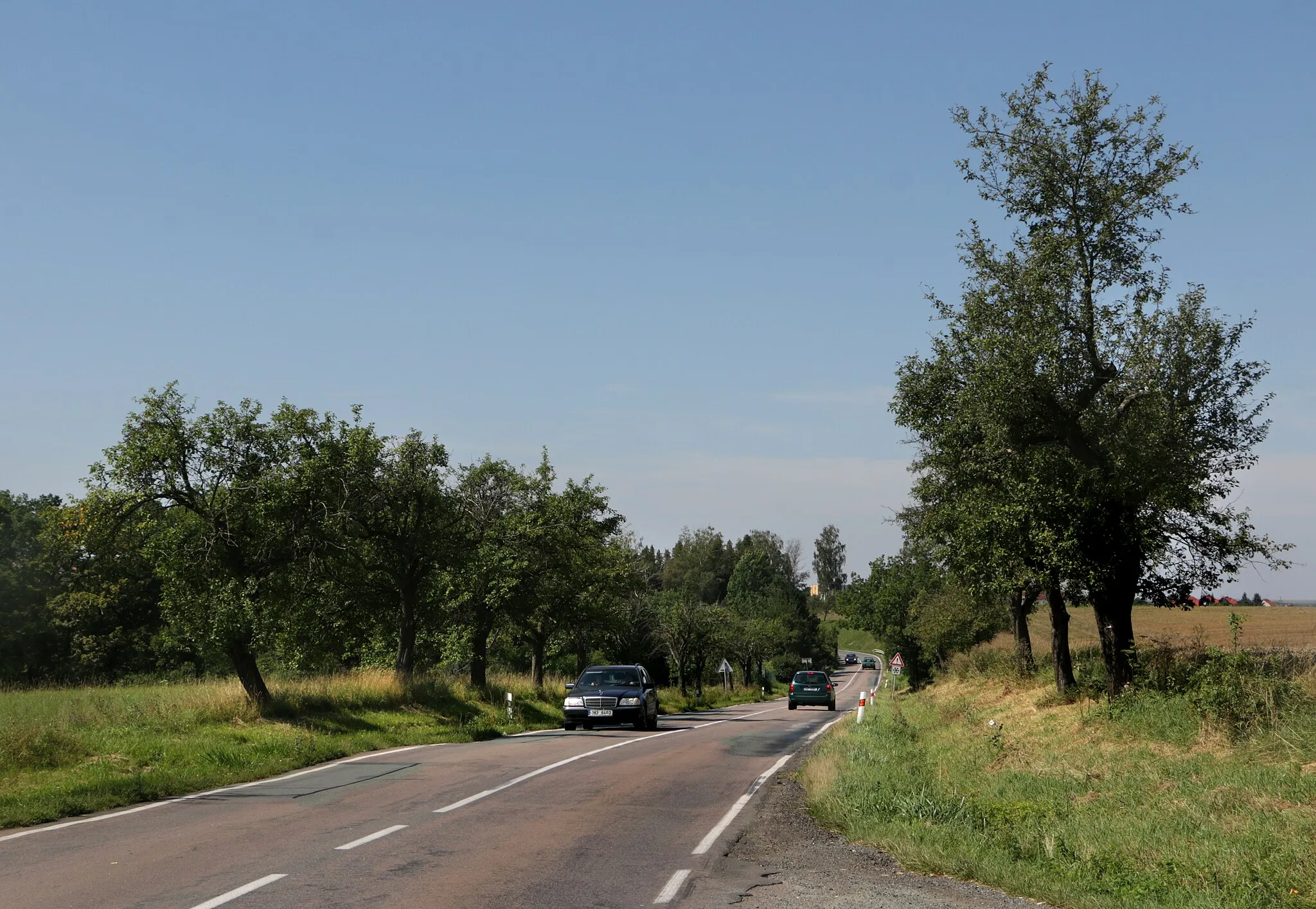 Photo showing: Road No 298 between Dobruška and Opočno, Czech Republic.