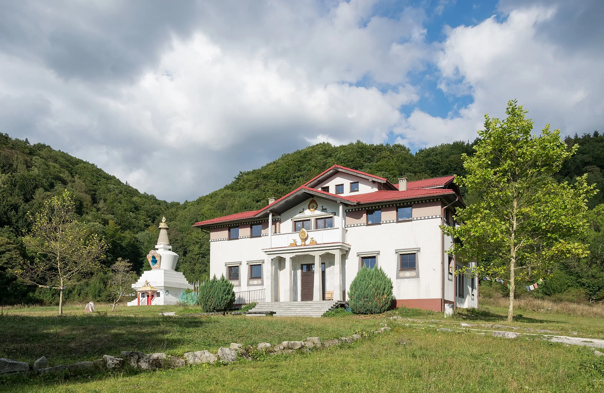 Photo showing: Gompa Drophan Ling in Darnków