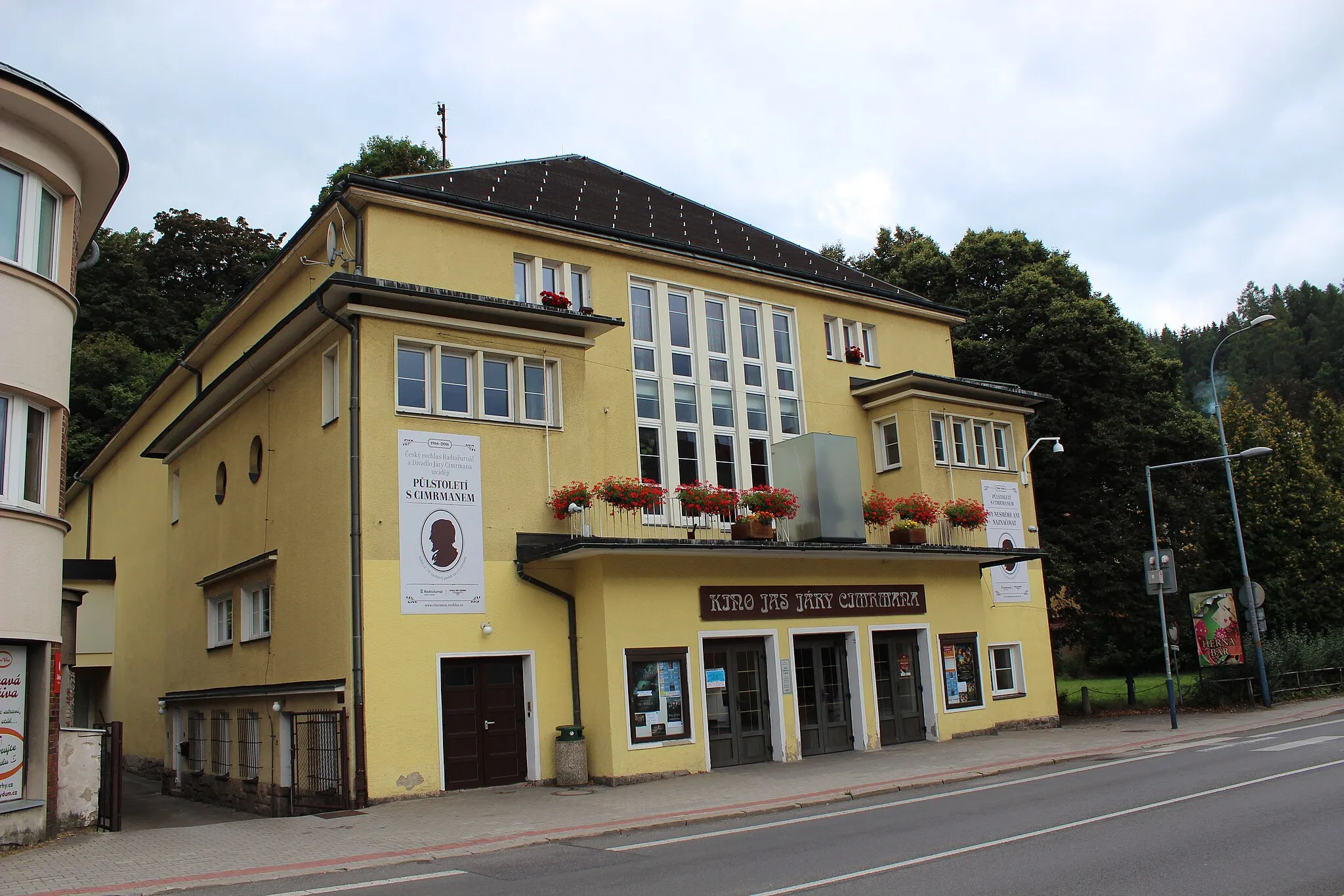 Photo showing: Tanvaldské kino Jas Járy Cimrmana.