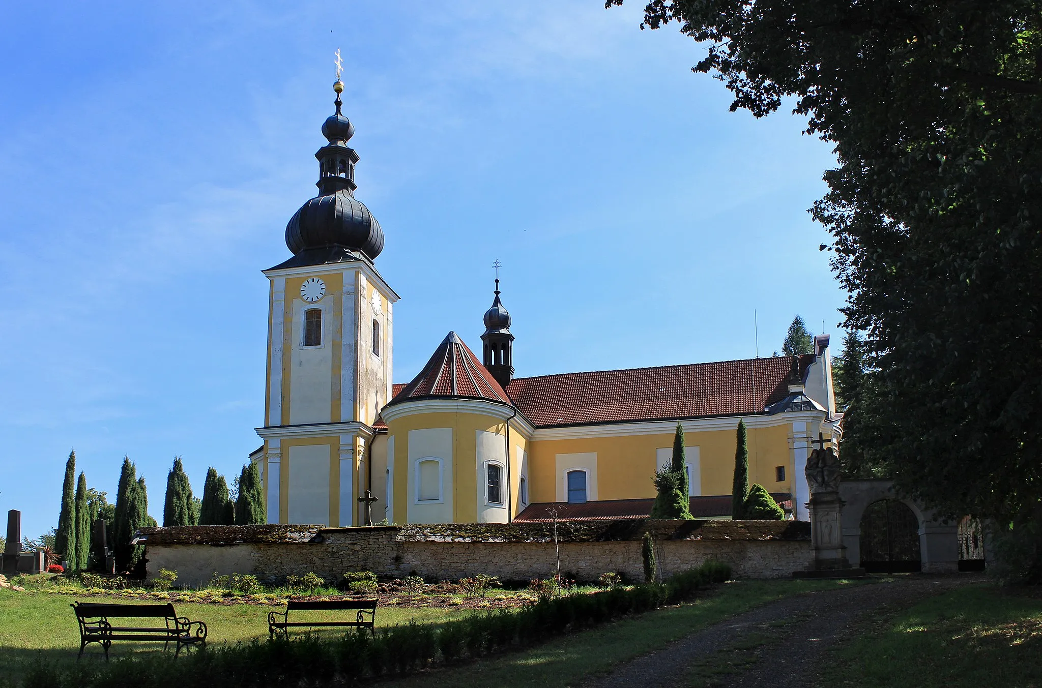 Photo showing: Church in Čistá, Czech Republic.