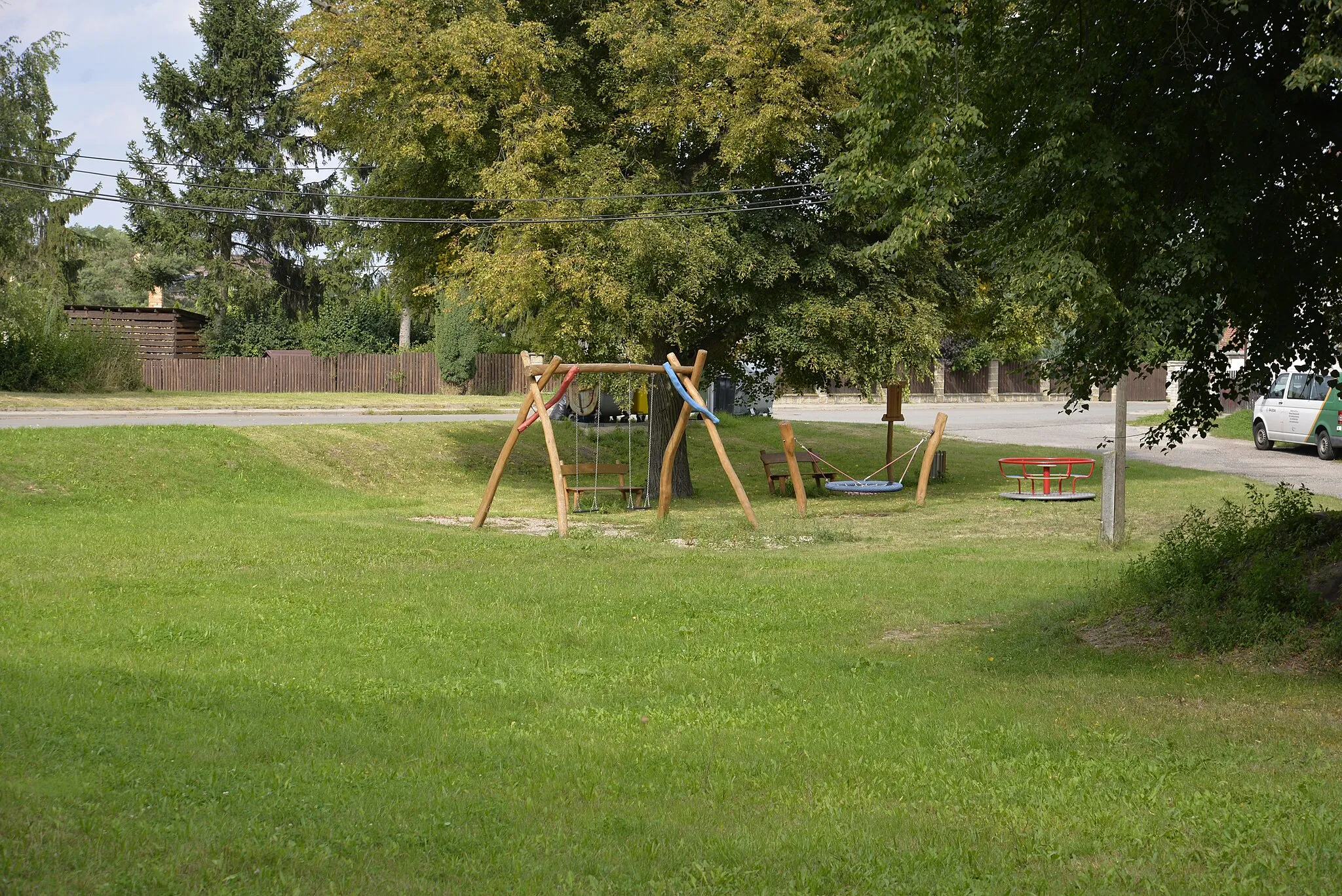Photo showing: Dalovice, village in Mladá Boleslav District, playground