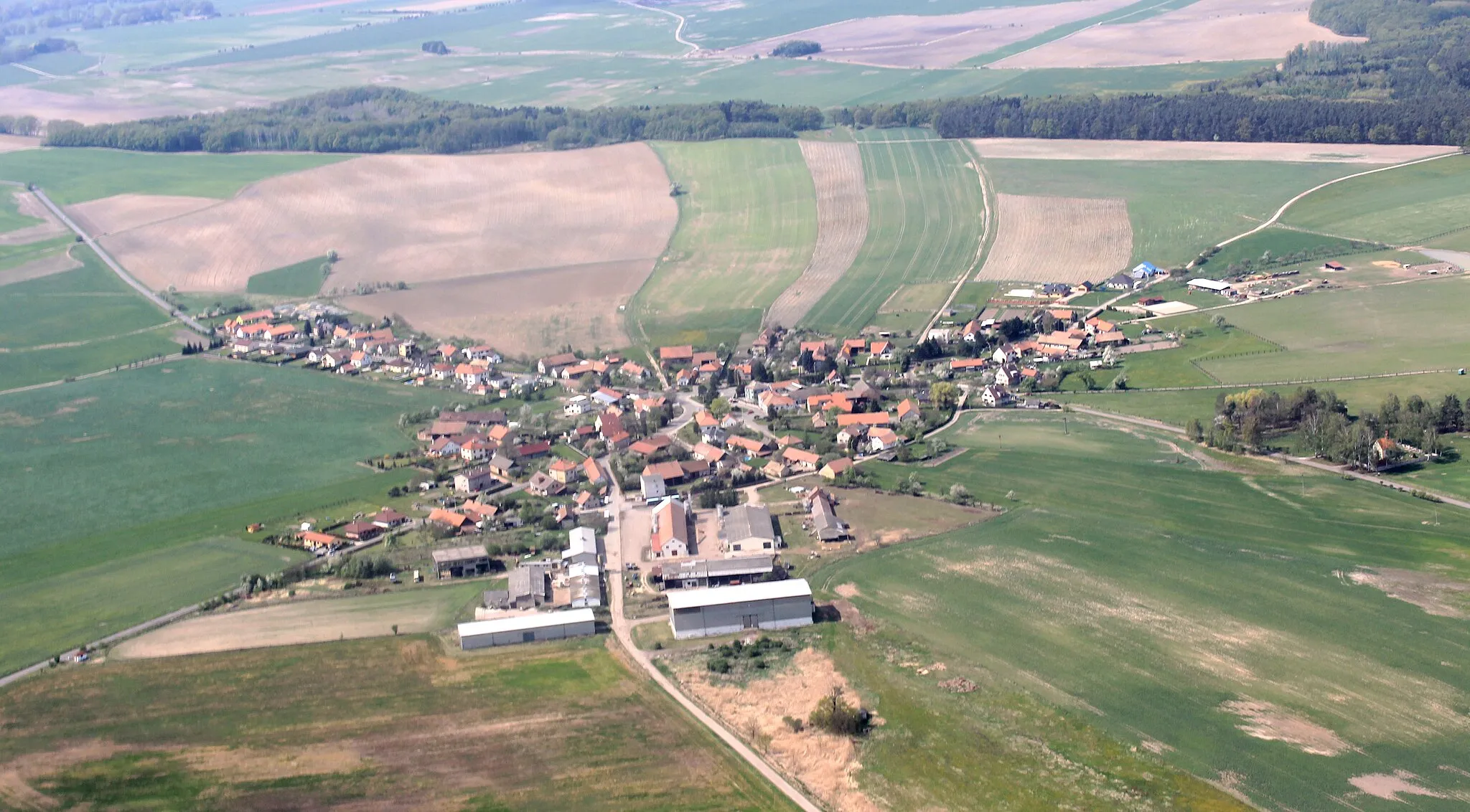 Photo showing: Village Borek from air, eastern Bohemia, Czech Republic