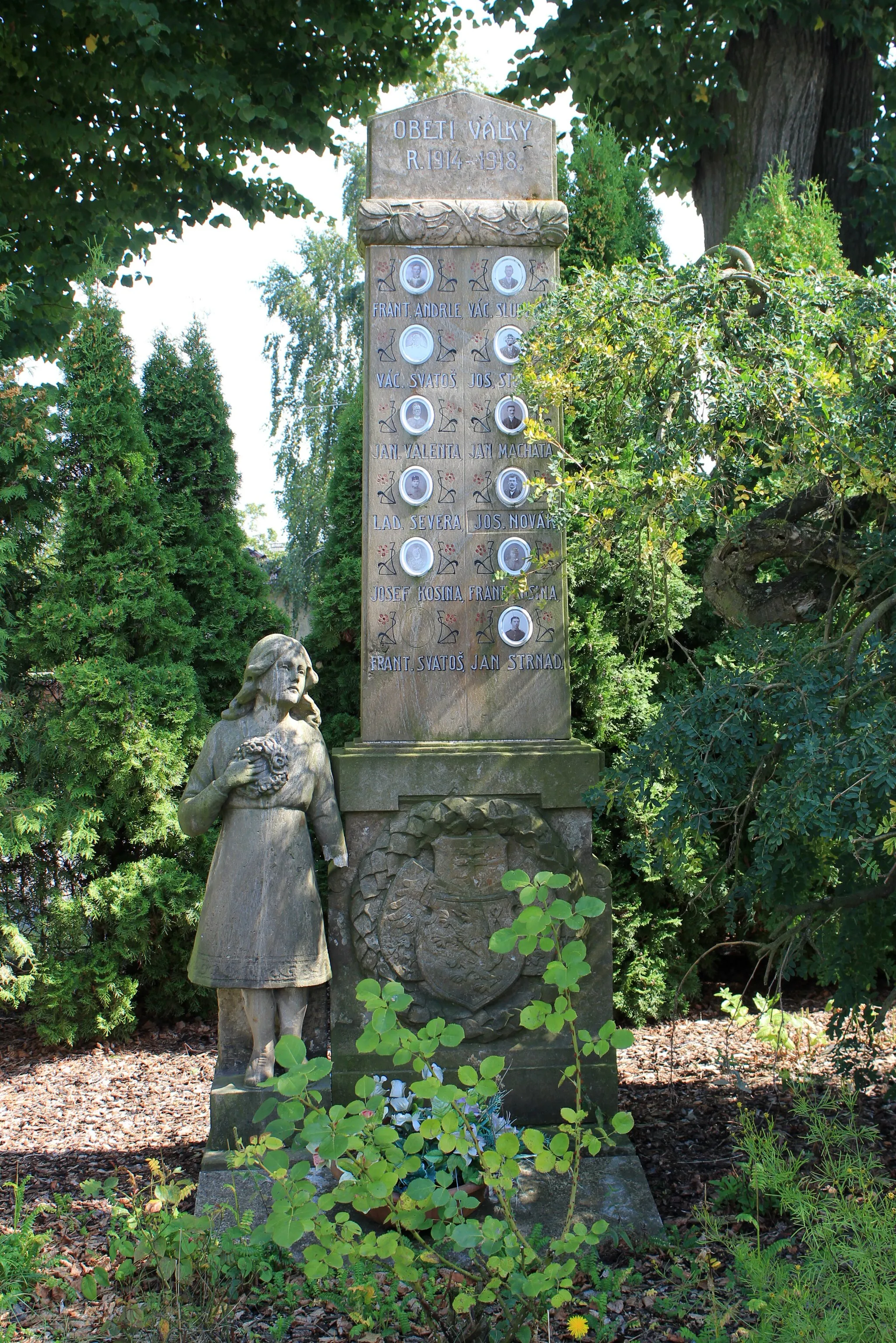 Photo showing: World War I memorial in Suchá Lhota, Czech Republic.