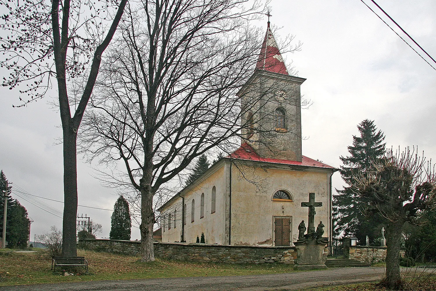 Photo showing: Kostel Svatého Jiří v Kunvaldu, district Ústí nad Orlicí
autor: Prazak

date: 21. 11. 2006