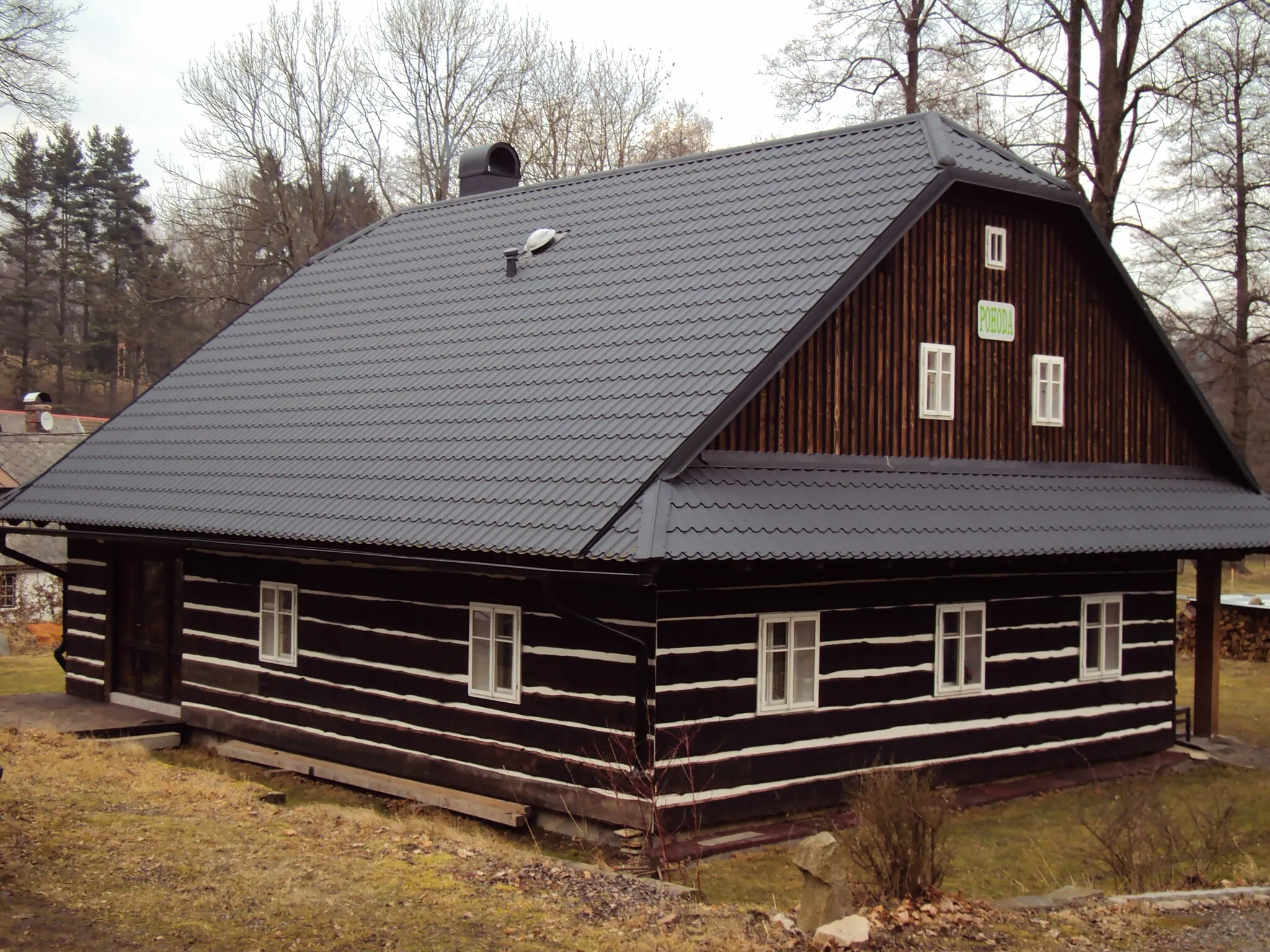 Photo showing: Roubenka Dolní Heřmanice