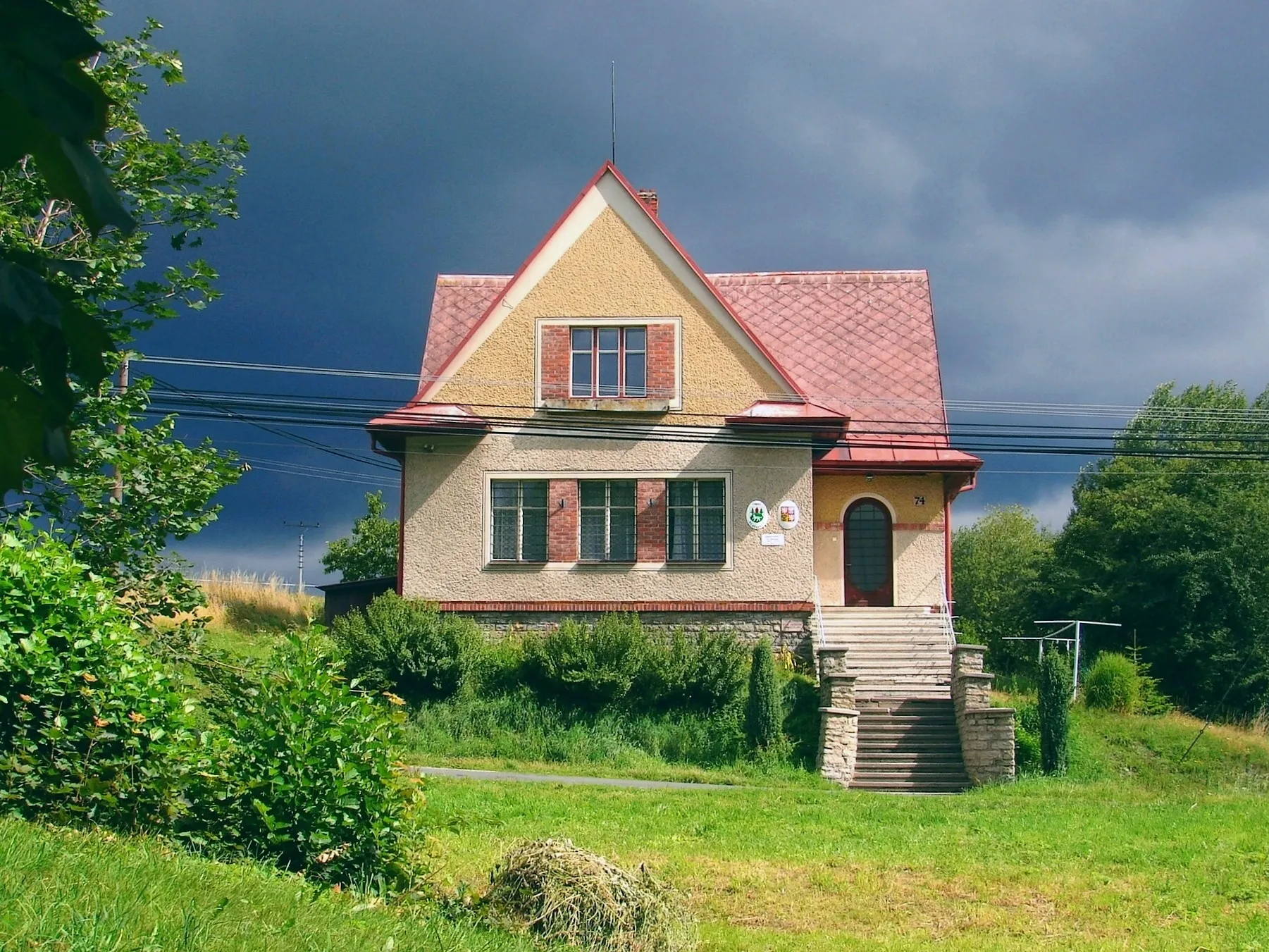 Photo showing: Budova obecního úřadu Slavoňov.