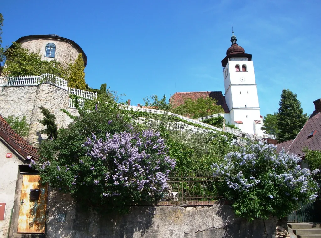 Photo showing: Nové Město nad Metují, the church from East