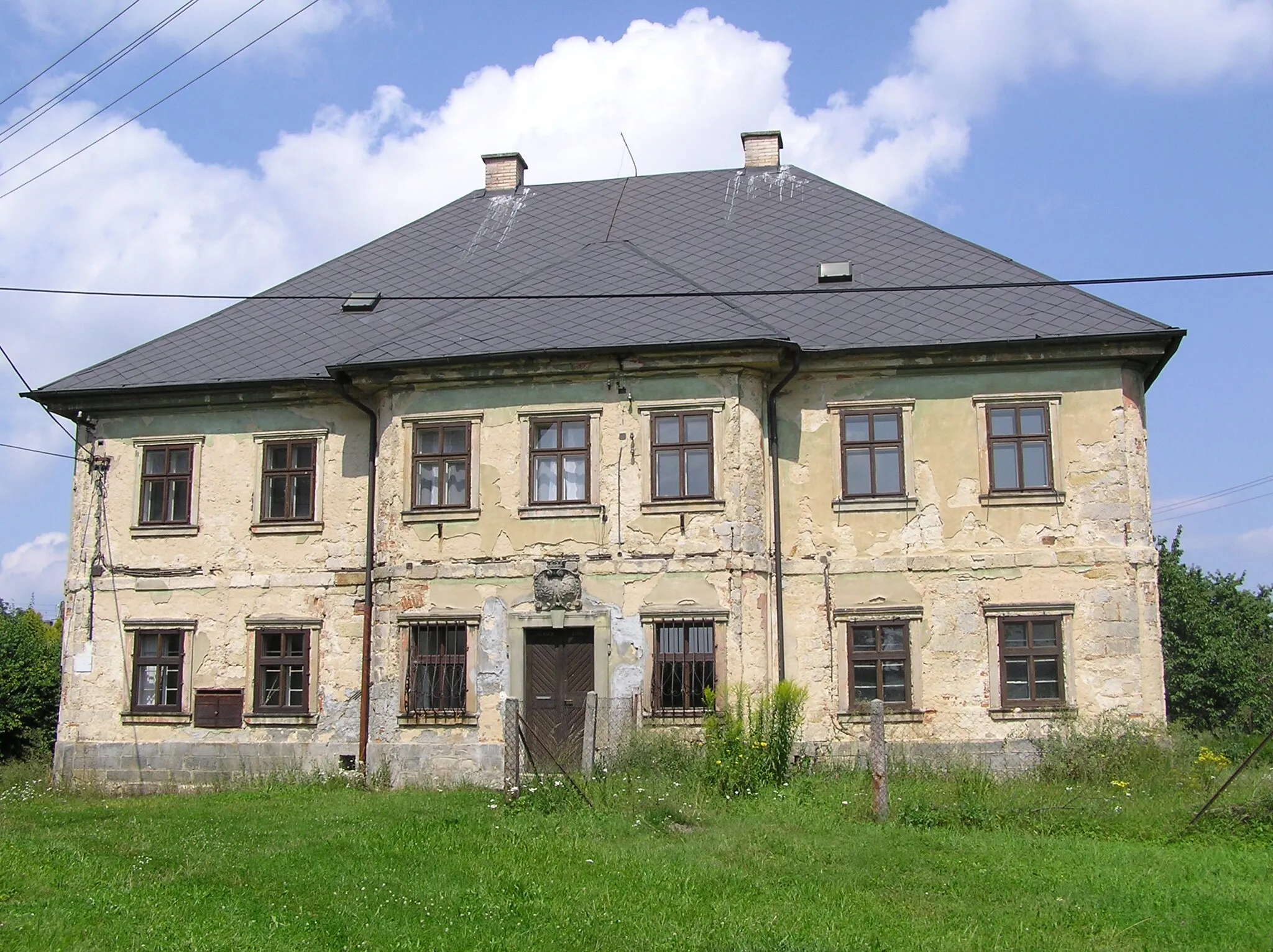 Photo showing: Vicarage in Ostružno (Jičín District)