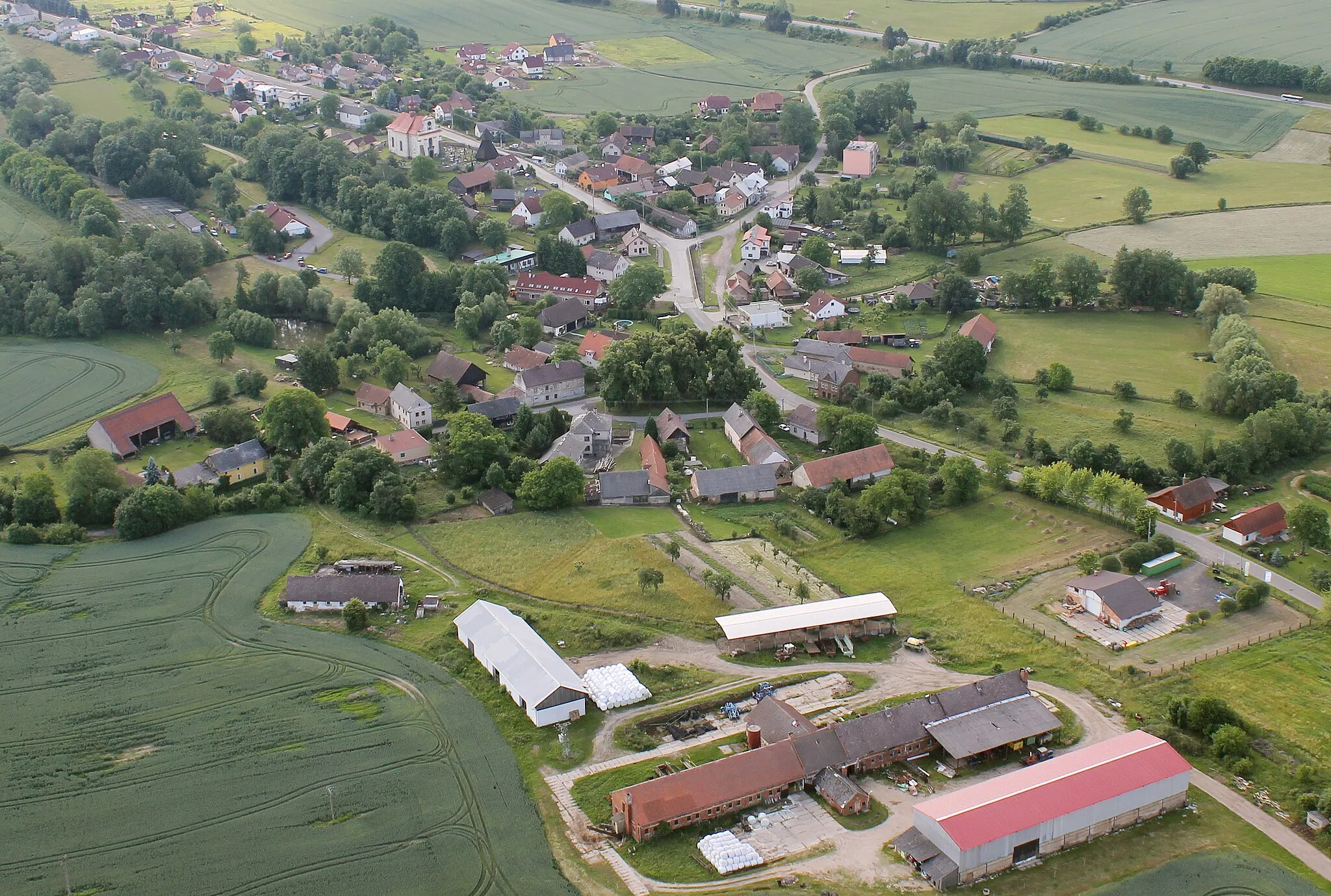 Photo showing: aerial photo