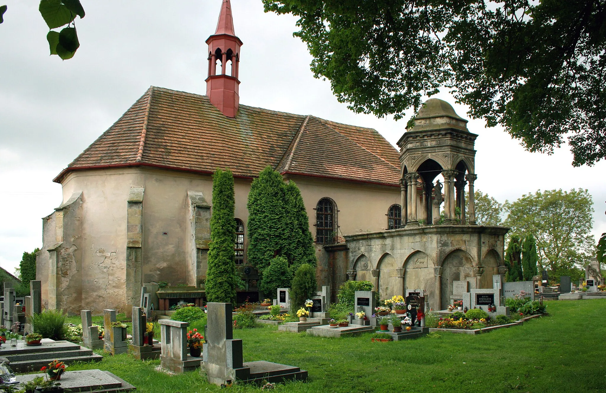 Photo showing: Church in Drahoraz, part of Kopidlno, Czech Republic