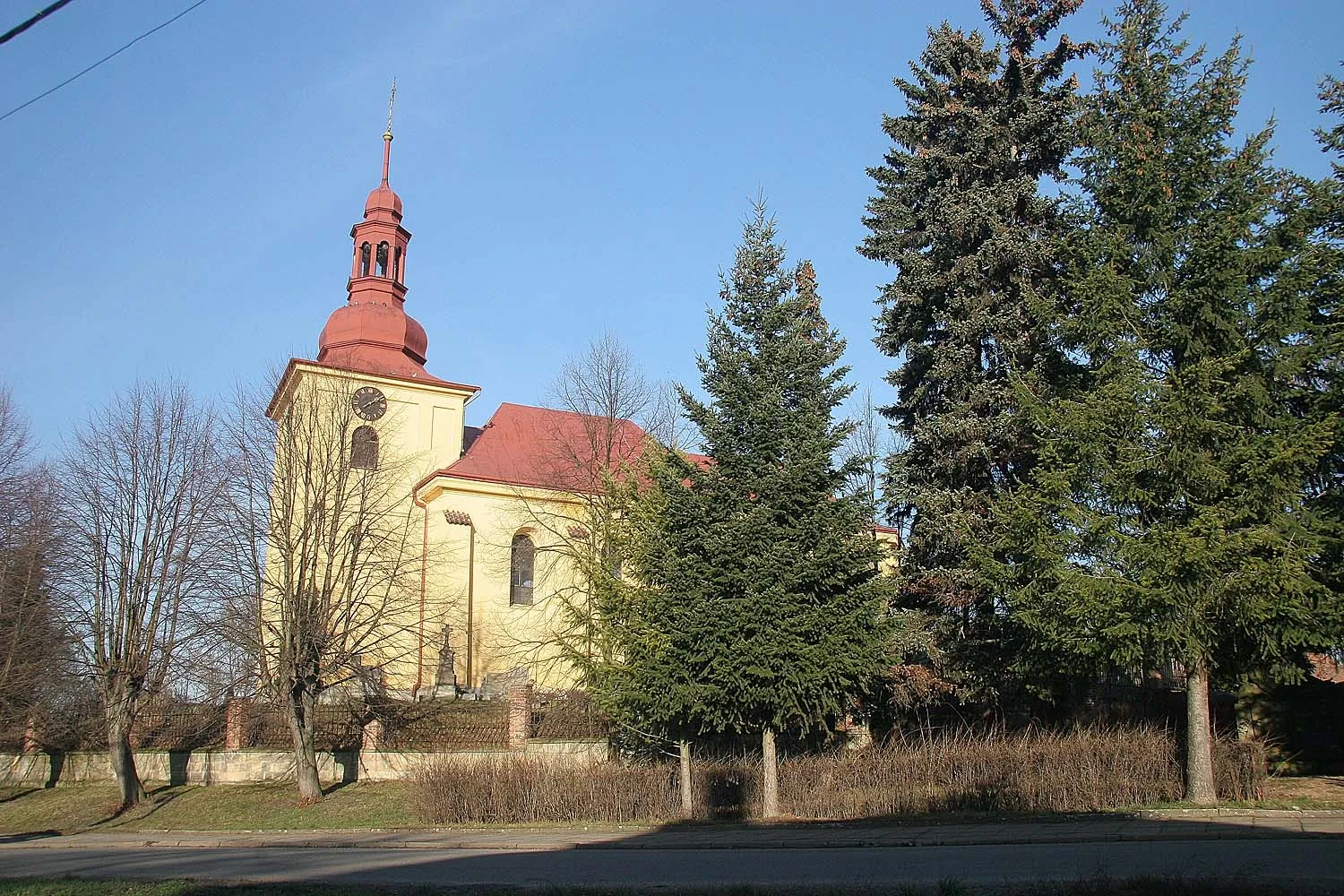 Photo showing: St Adalbert of Prague church in Běchary, Jičín District, Czech Republic