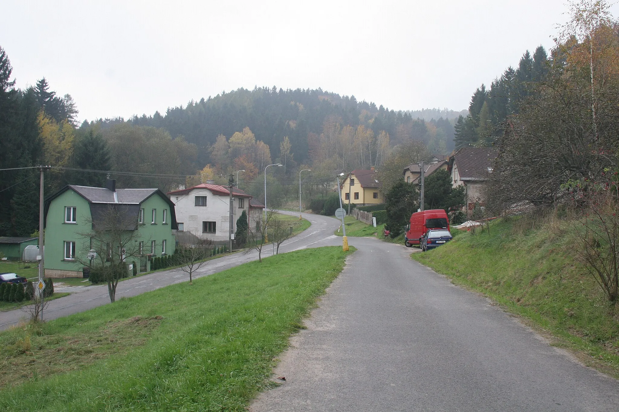 Photo showing: Bílá Třemešná 243
Camera location 50° 26′ 53.84″ N, 15° 43′ 44.45″ E View this and other nearby images on: OpenStreetMap 50.448289;   15.729015

This file was created as a part of the photographic program of Wikimedia Czech Republic. Project: Foto českých obcí The program supports Wikimedia Commons photographers in the Czech Republic.