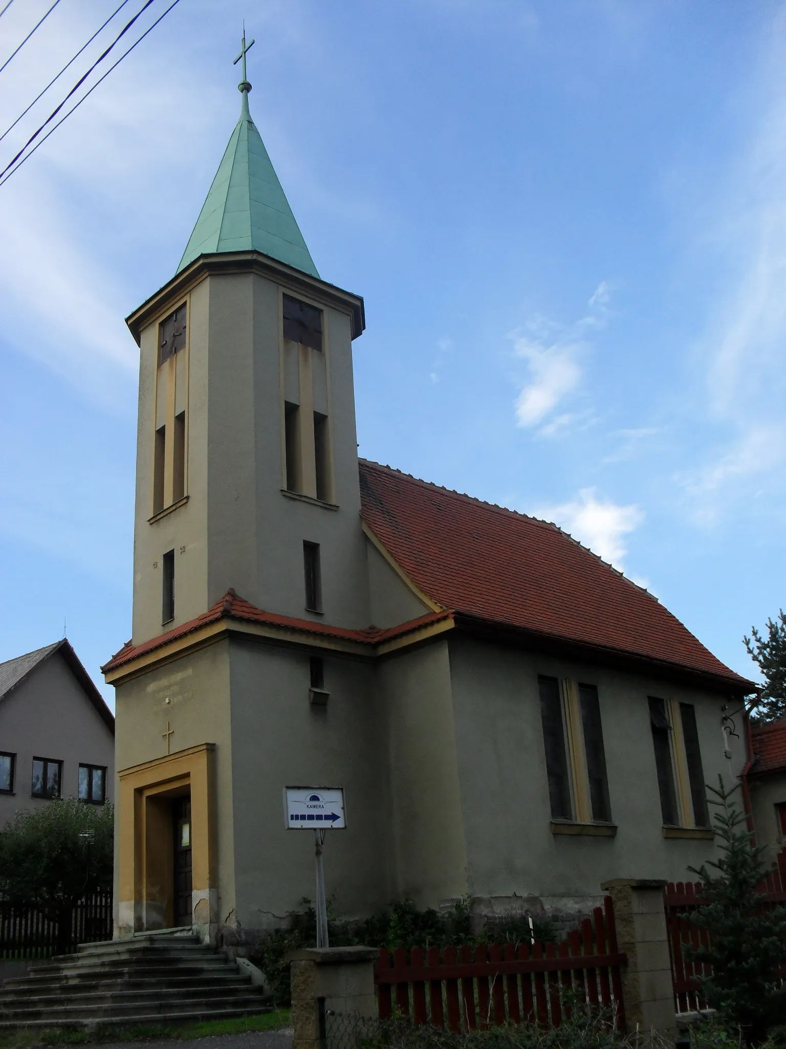 Photo showing: Kostel Božího srdce Páně v liberecké části Machnín.