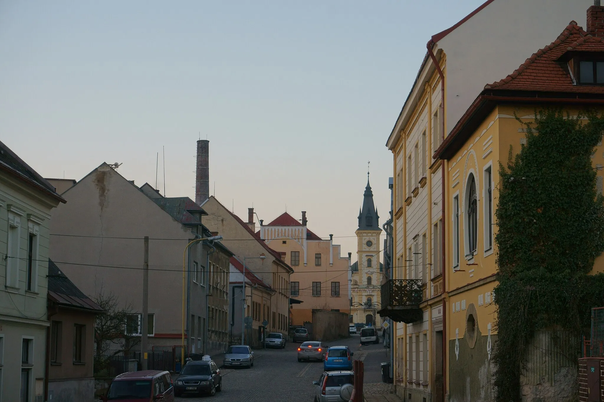 Photo showing: Hodkovice nad Mohelkou - Pražská ulice, radnice