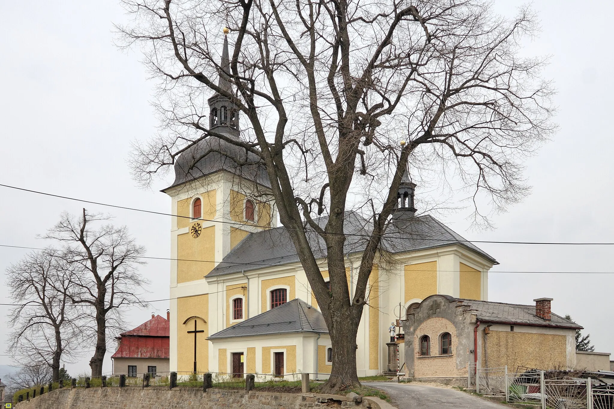 Photo showing: Kostel sv. Vavřince v Dlouhém Mostě, okres Liberec