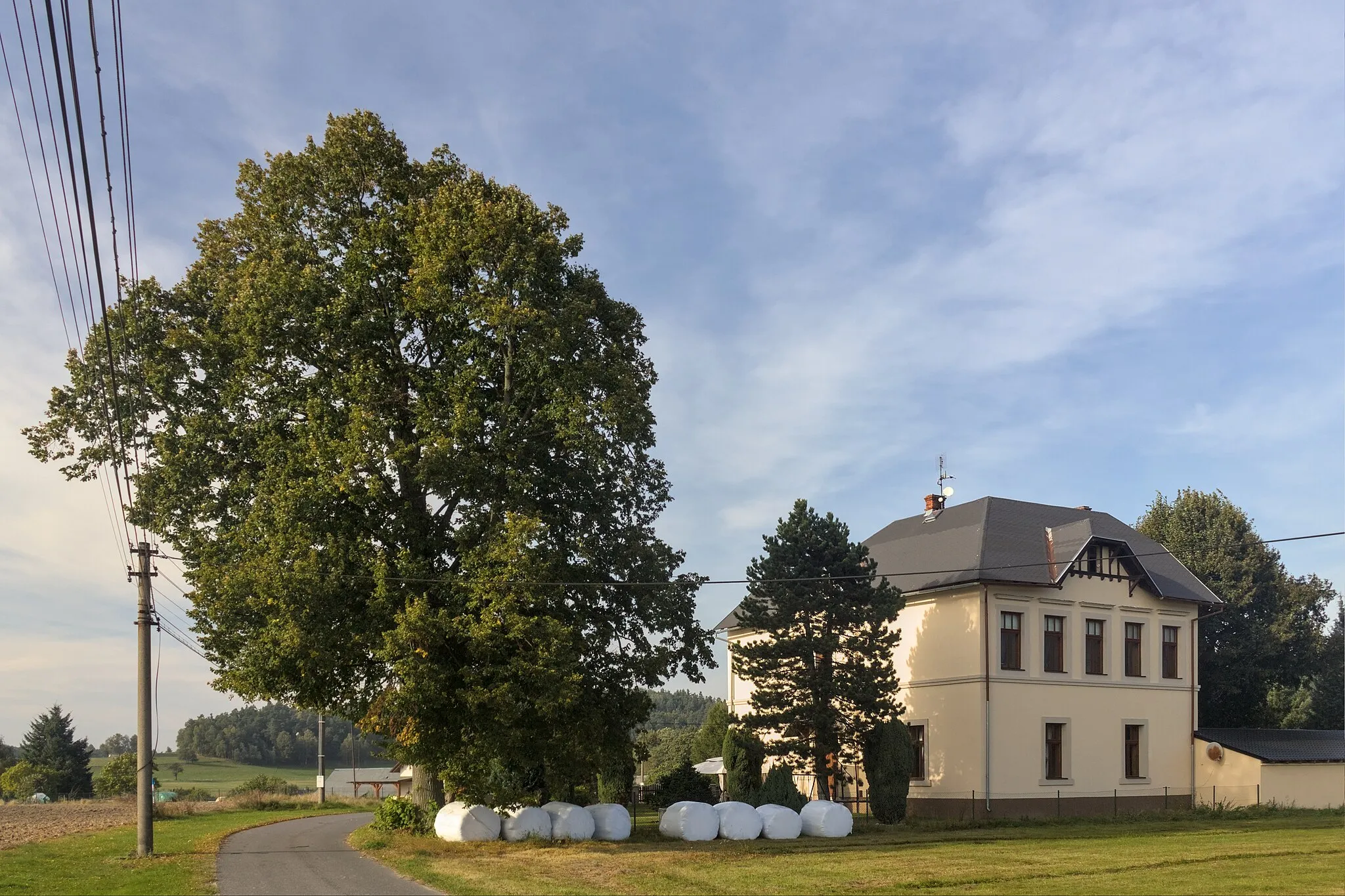 Photo showing: Hrubý Lesnov, Cetenov