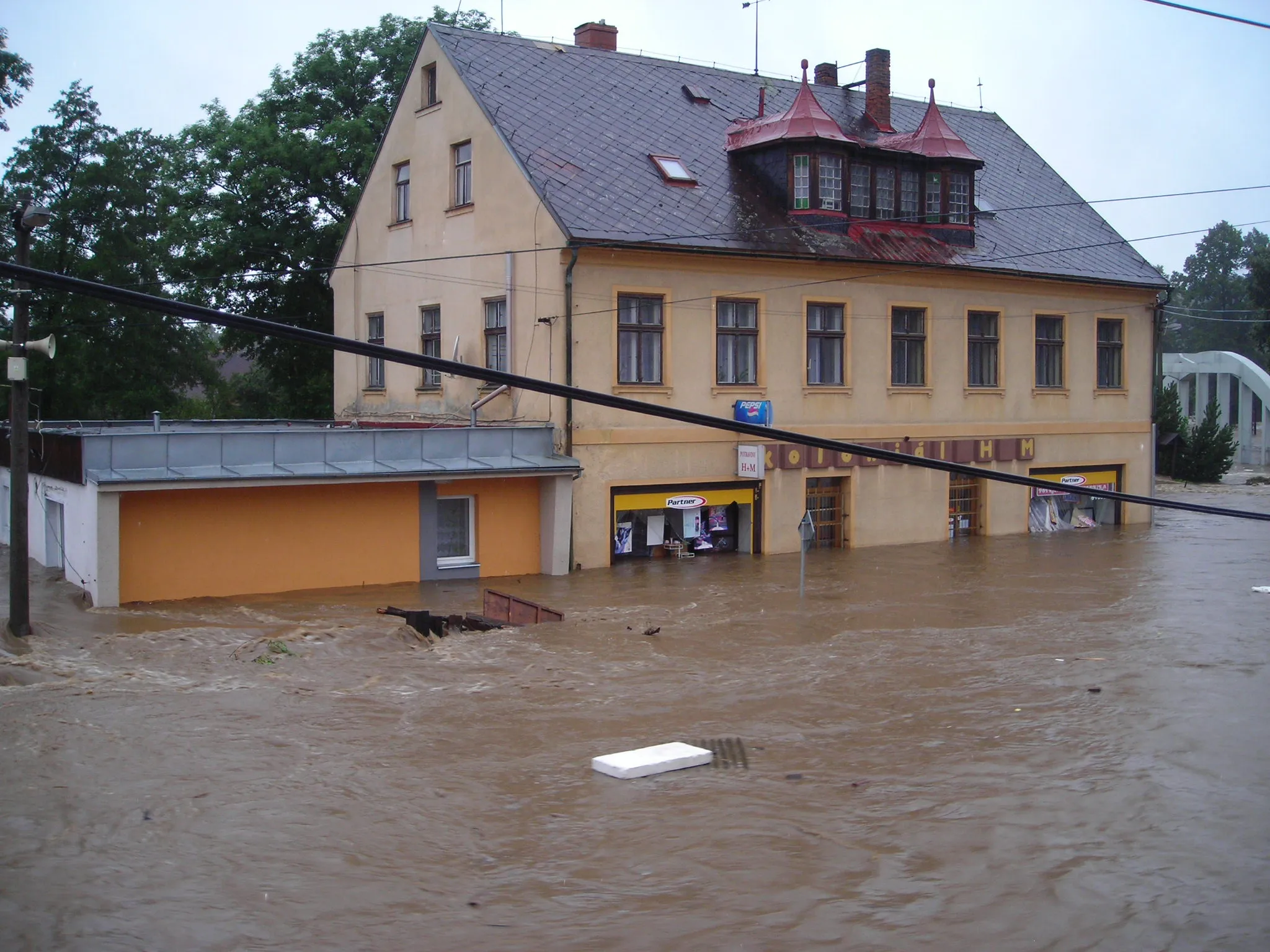 Photo showing: Floods in Bílý Kostel nad Nisou in 2010