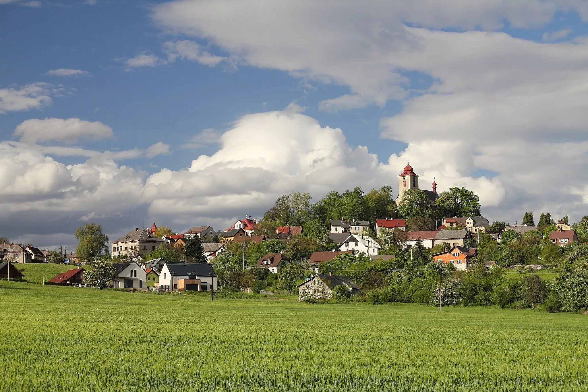 Photo showing: Jenišovice