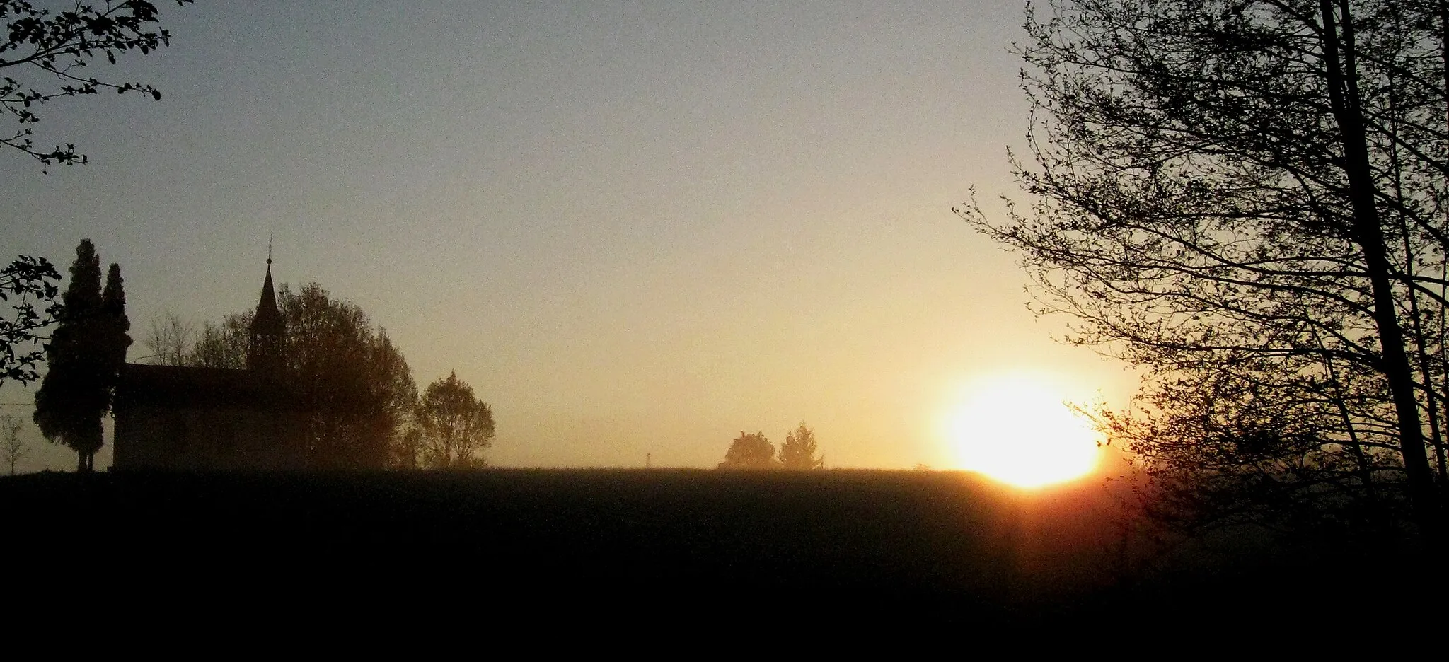 Photo showing: At sunrise