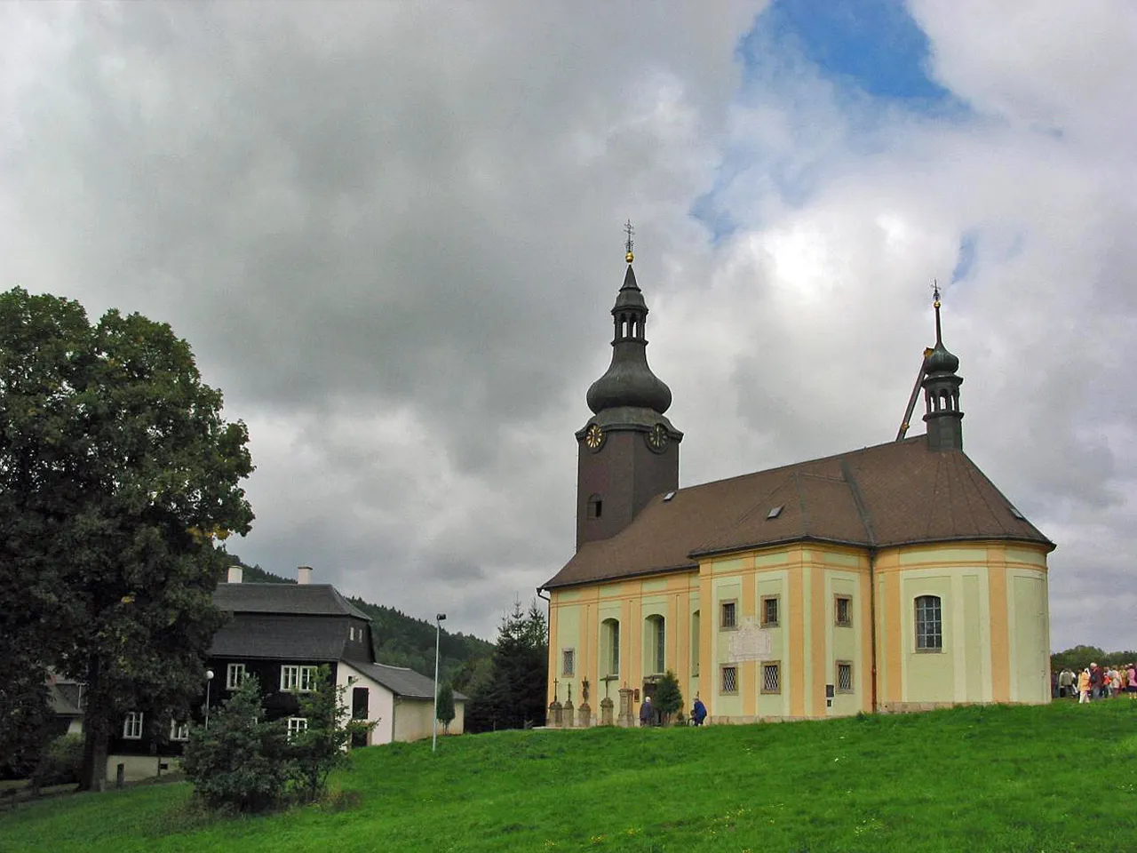 Photo showing: Kostel sv. Marie Magdalény v Kerharticích u České Kamenice