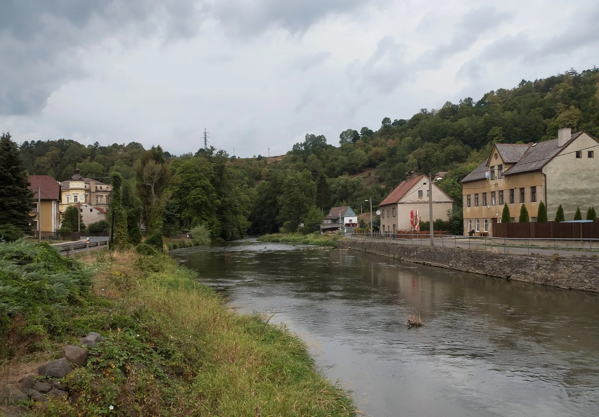 Photo showing: Františkov nad Ploučnicí, view to  the river (the Ploučnice)